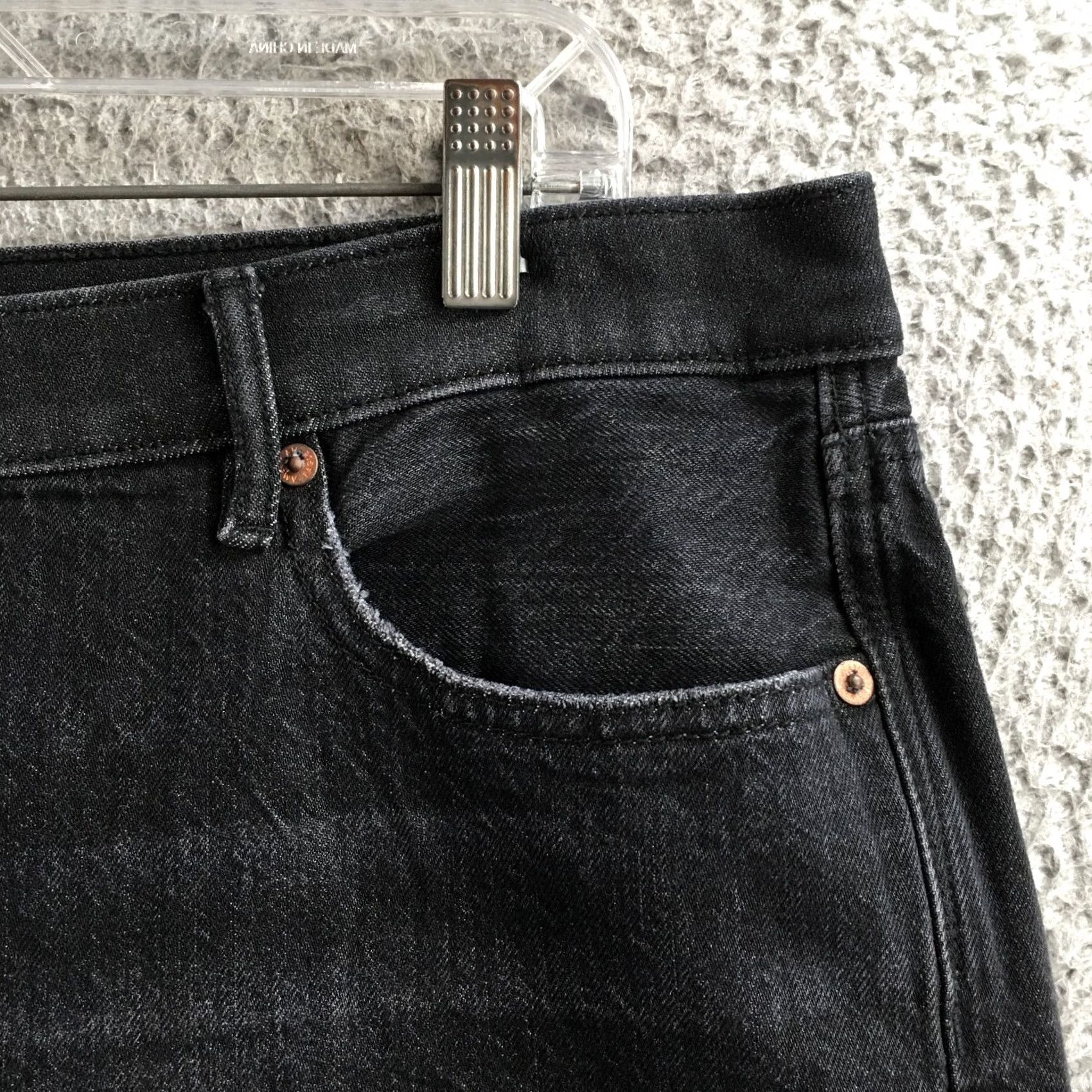 American Eagle Outfitters American Eagle Outfitters Jeans 16 Short Black Cotton Blend Denim Cropped Womens Size 38" / US 16 / IT 52 - 4 Thumbnail