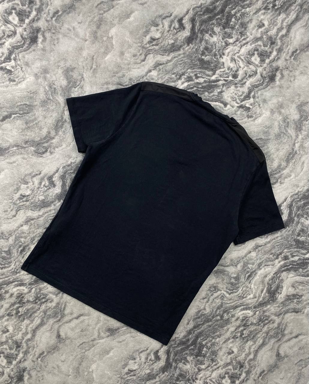 Prada Prada V Neck T Shirt Nylon Pocket Red Tab Men Size M Black Size US M / EU 48-50 / 2 - 10 Thumbnail
