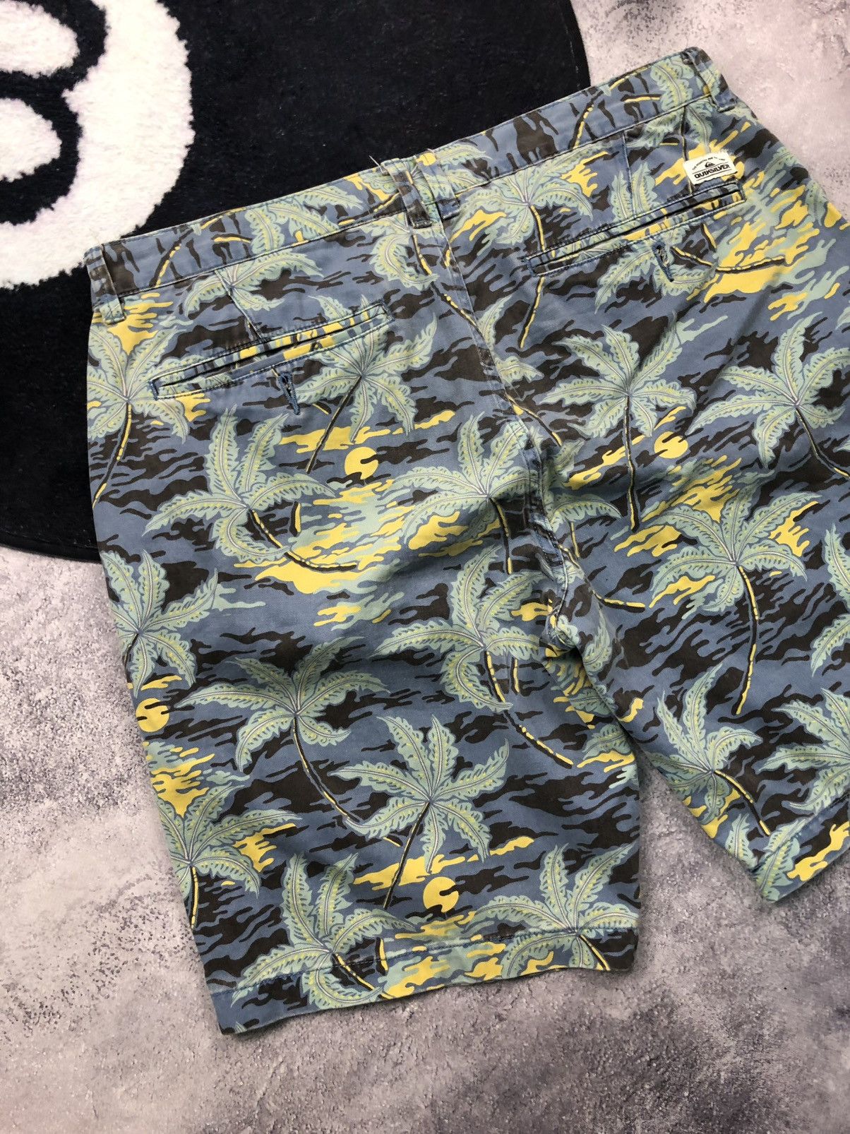 Quiksilver QUICKSILVER Vintage Serf Swimming Streetwear Shorts Hype Y2k Size US 34 / EU 50 - 17 Thumbnail