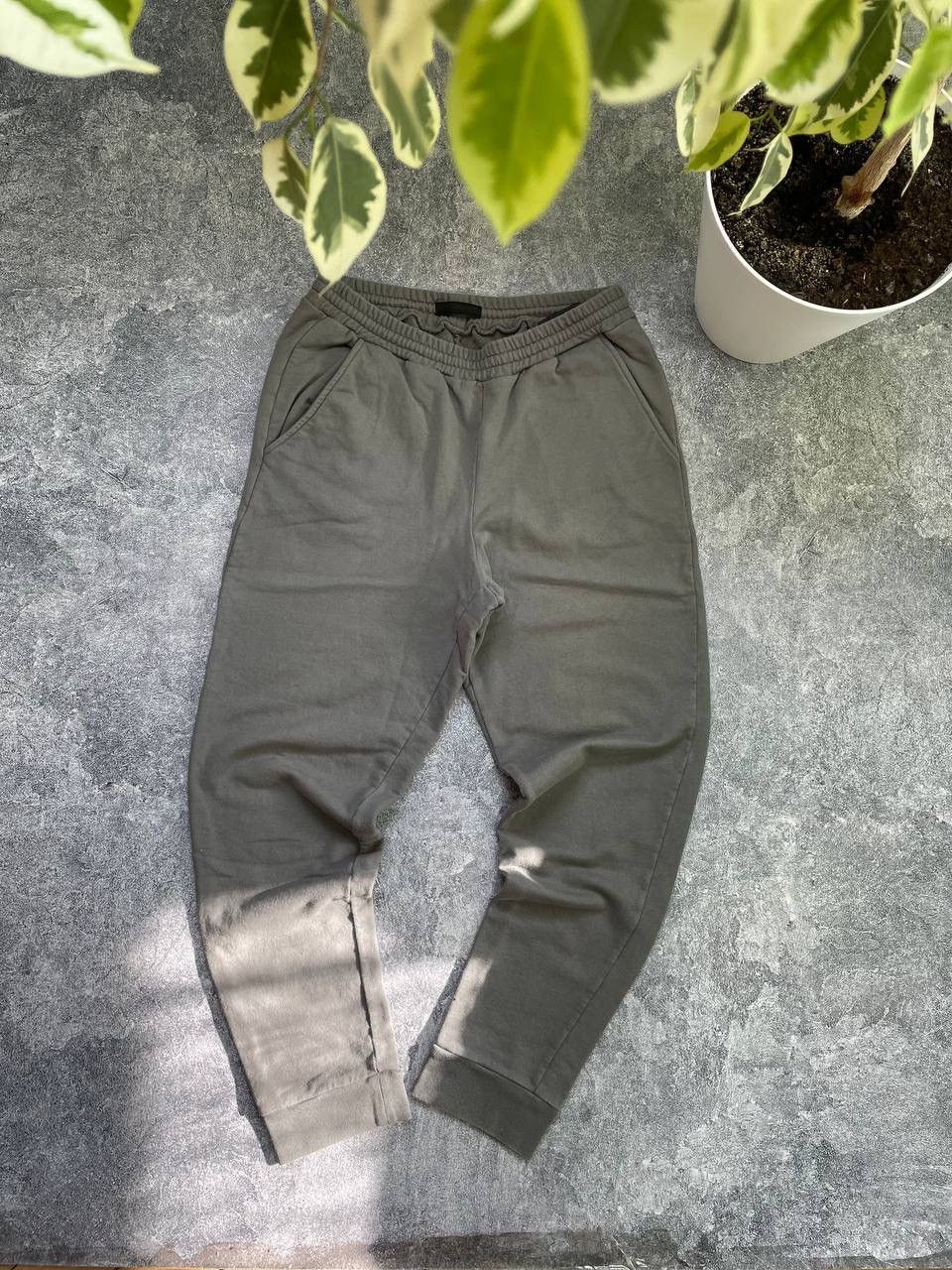 Prada Prada Sweatpants Joggers Red Tap Size US 30 / EU 46 - 5 Thumbnail