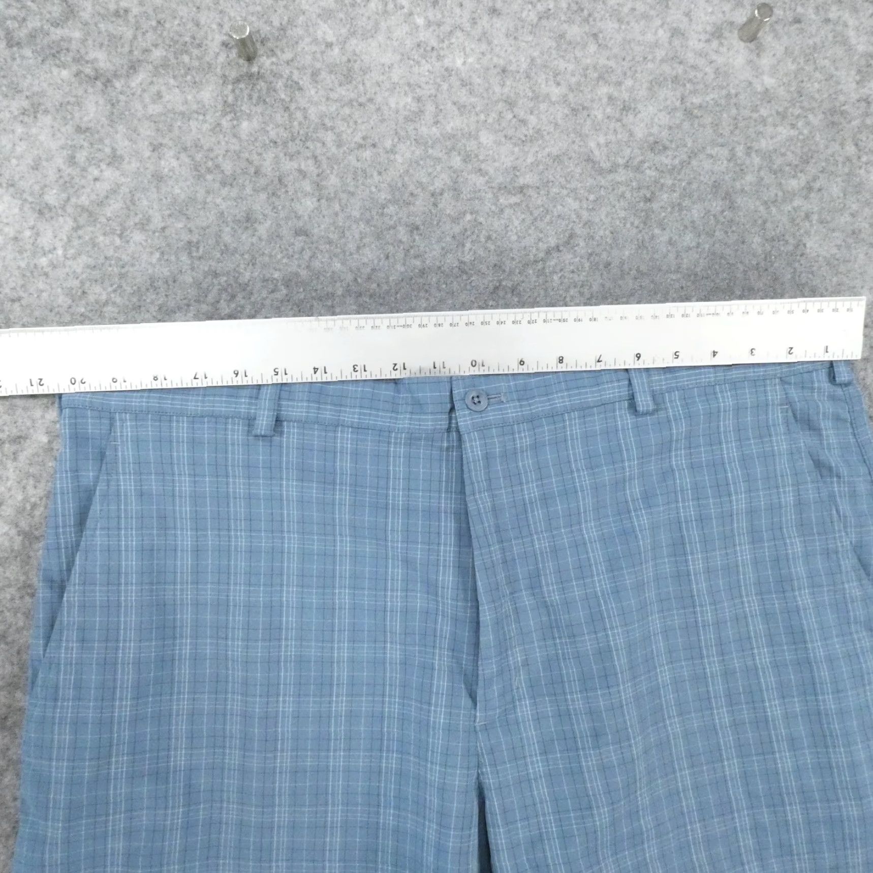 Nike Nike Golf Shorts Mens 40 Chino Flat Front Blue Plaid Dry Lightweight Size US 40 / EU 56 - 7 Thumbnail