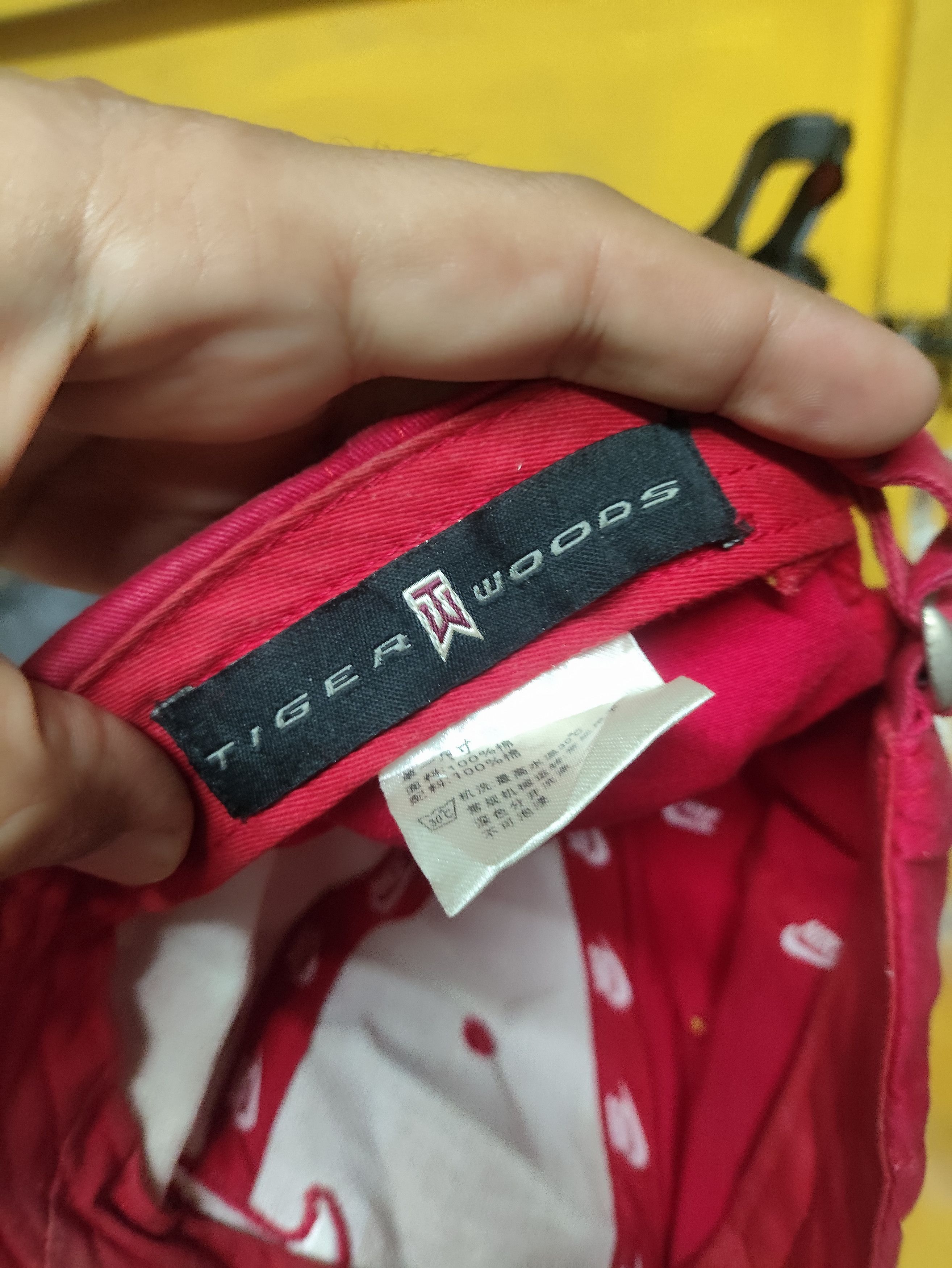 Nike × Tiger Woods HAT GOLF 💥 TIGER WOOD ❌ NIKE RED WHITE VINTAGE Size ONE SIZE - 3 Thumbnail