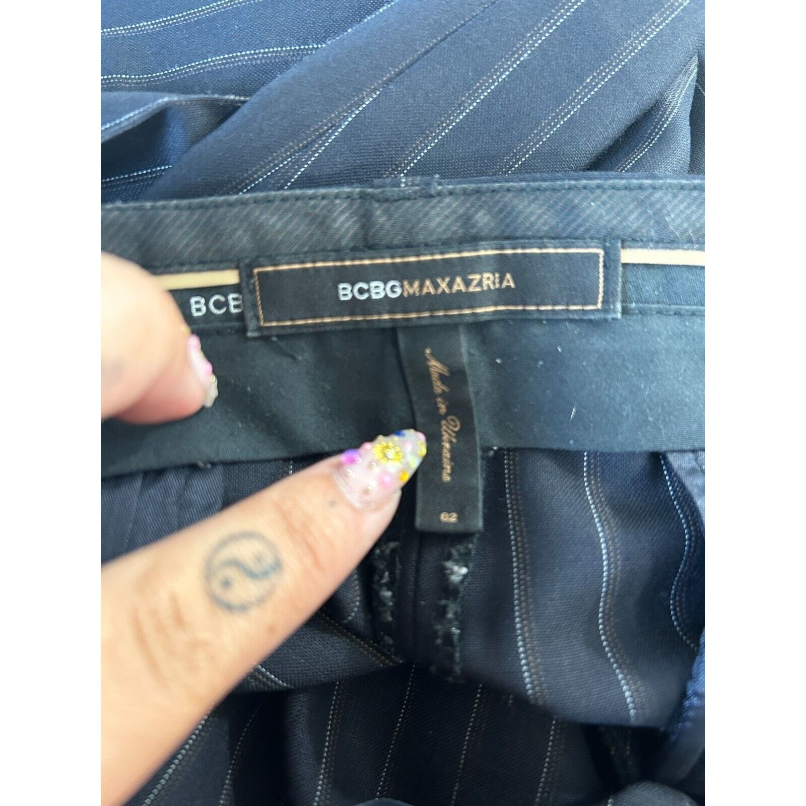Bcbgmaxazria BCBGMAXAZARIA Black w/Pinstripe Wide Leg Zip Camilla Pant 2 Size 26" / US 2 / IT 38 - 6 Thumbnail