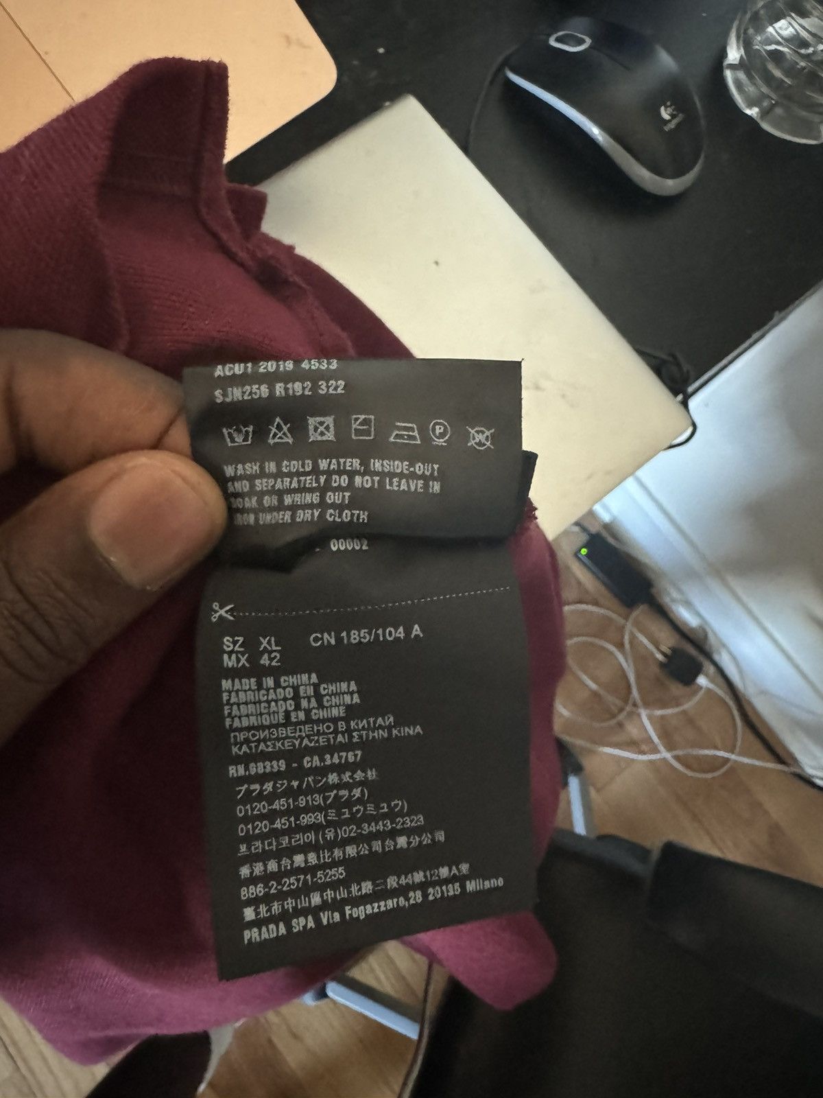 Prada Prada logo shortsleeve Size US XL / EU 56 / 4 - 10 Thumbnail
