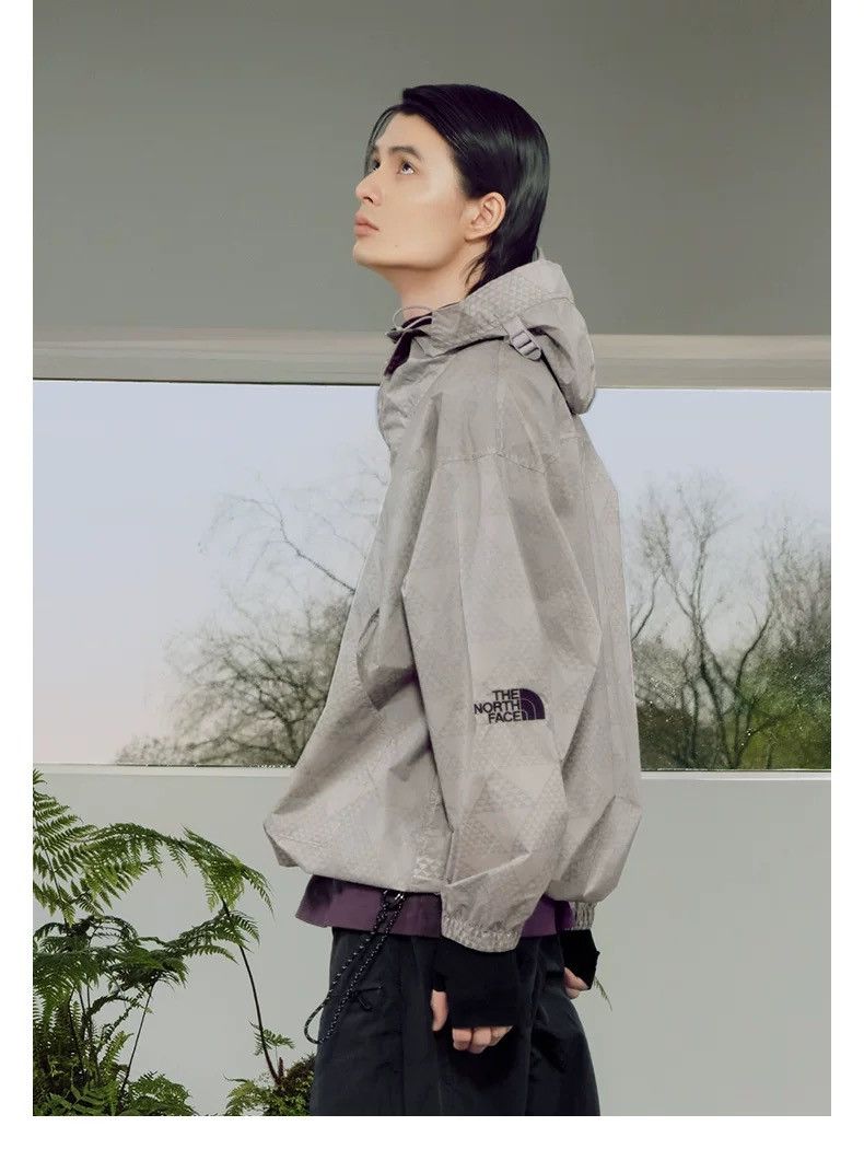 The North Face Urban Exploration PRINTED RAIN ANORAK JACKET Size US M / EU 48-50 / 2 - 18 Thumbnail