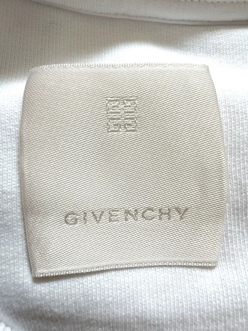 Givenchy Givenchy White Round Neck Letter Logo Hoodie Size US M / EU 48-50 / 2 - 6 Thumbnail
