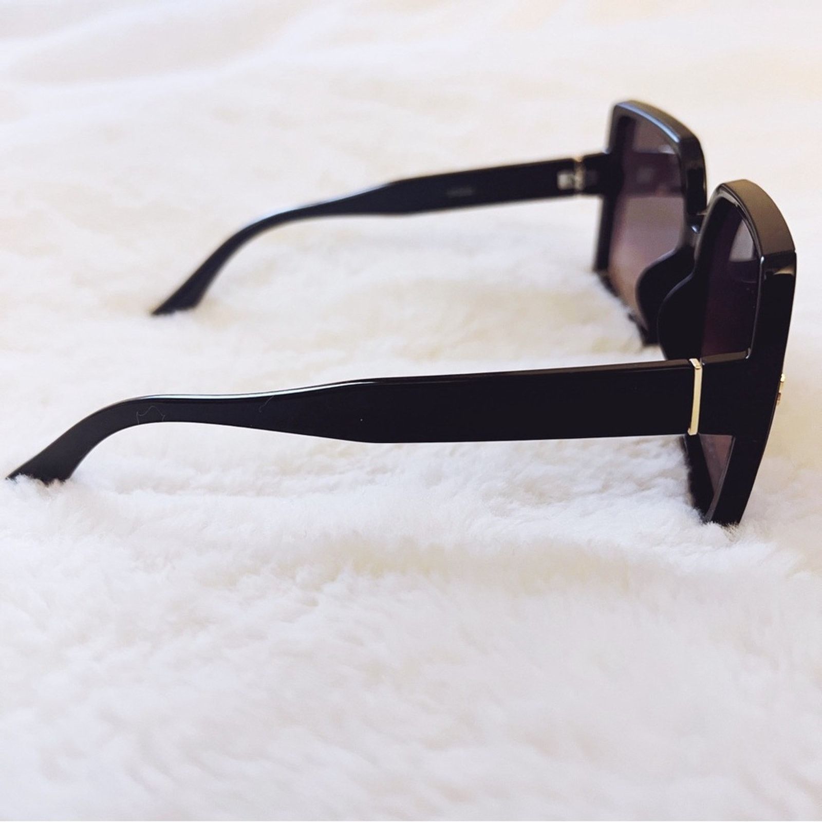 Other Aurora Black Oversized Square Sunglasses Size ONE SIZE - 8 Thumbnail