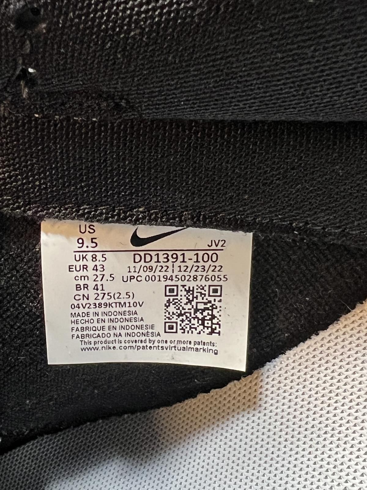 Nike Nike Men's Dunk Low Retro Panda 2021 DD1391-100 Black SZ 9.5 Size US 9.5 / EU 42-43 - 5 Thumbnail