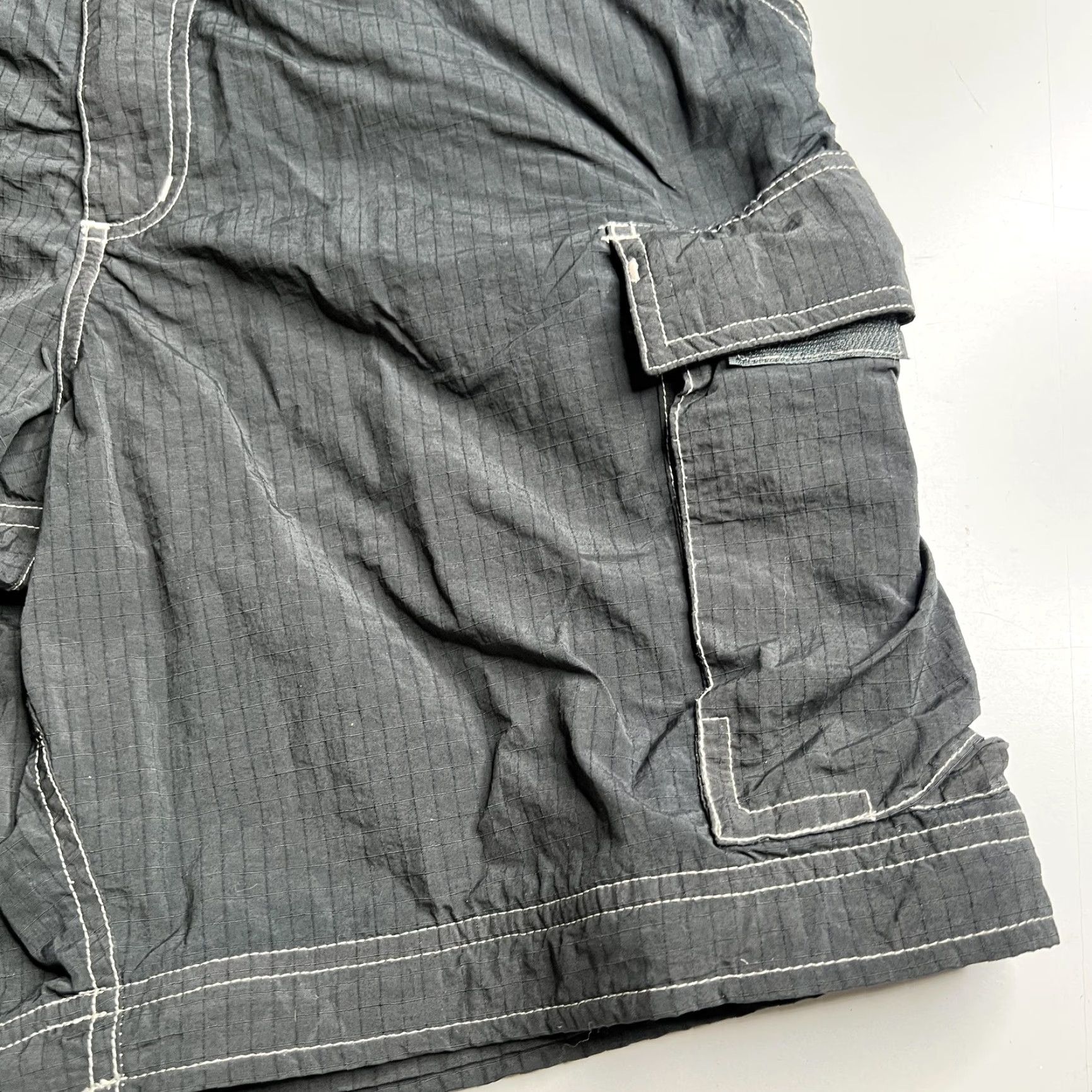 The North Face The North Face Shorts Mens 34 Black Nylon Cargo Ripstop Hiking Outdoor Trail Mens Regular Front Pocket Leather? Size US 34 / EU 50 - 3 Thumbnail
