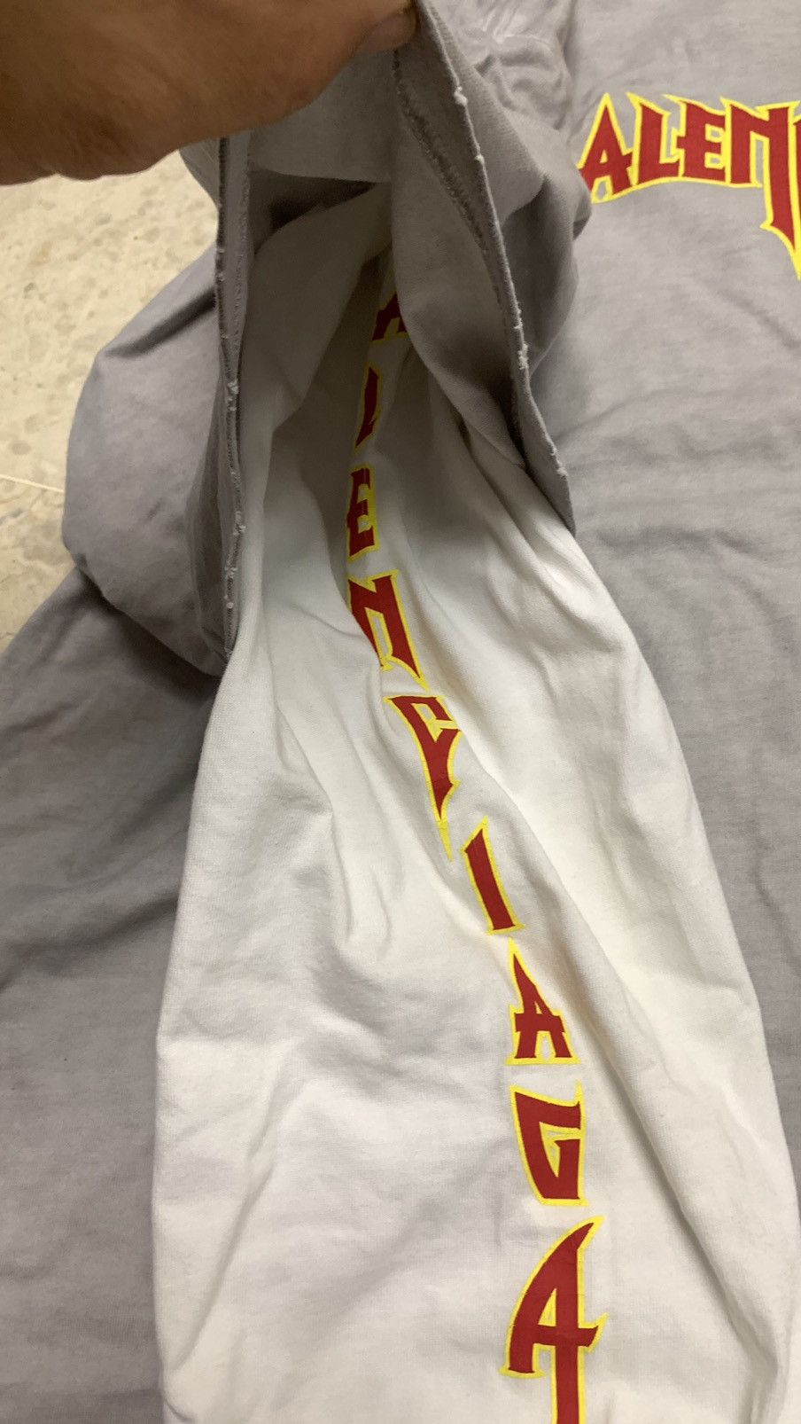 Balenciaga Balenciaga metal LS tee Size US XXL / EU 58 / 5 - 12 Thumbnail