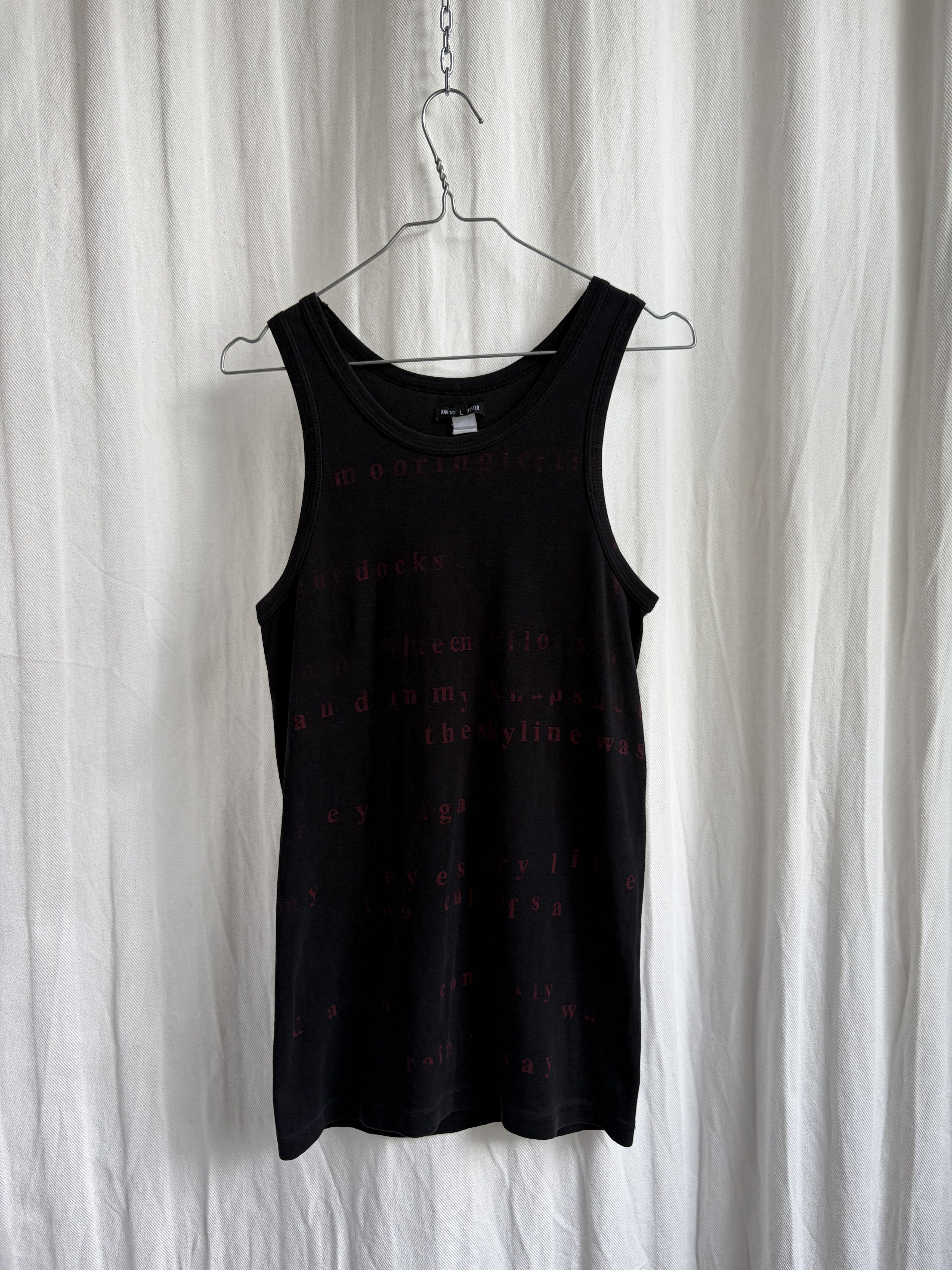 Ann Demeulemeester Early 2000s Red Script Tank Top Size US L / EU 52-54 / 3 - 1 Thumbnail