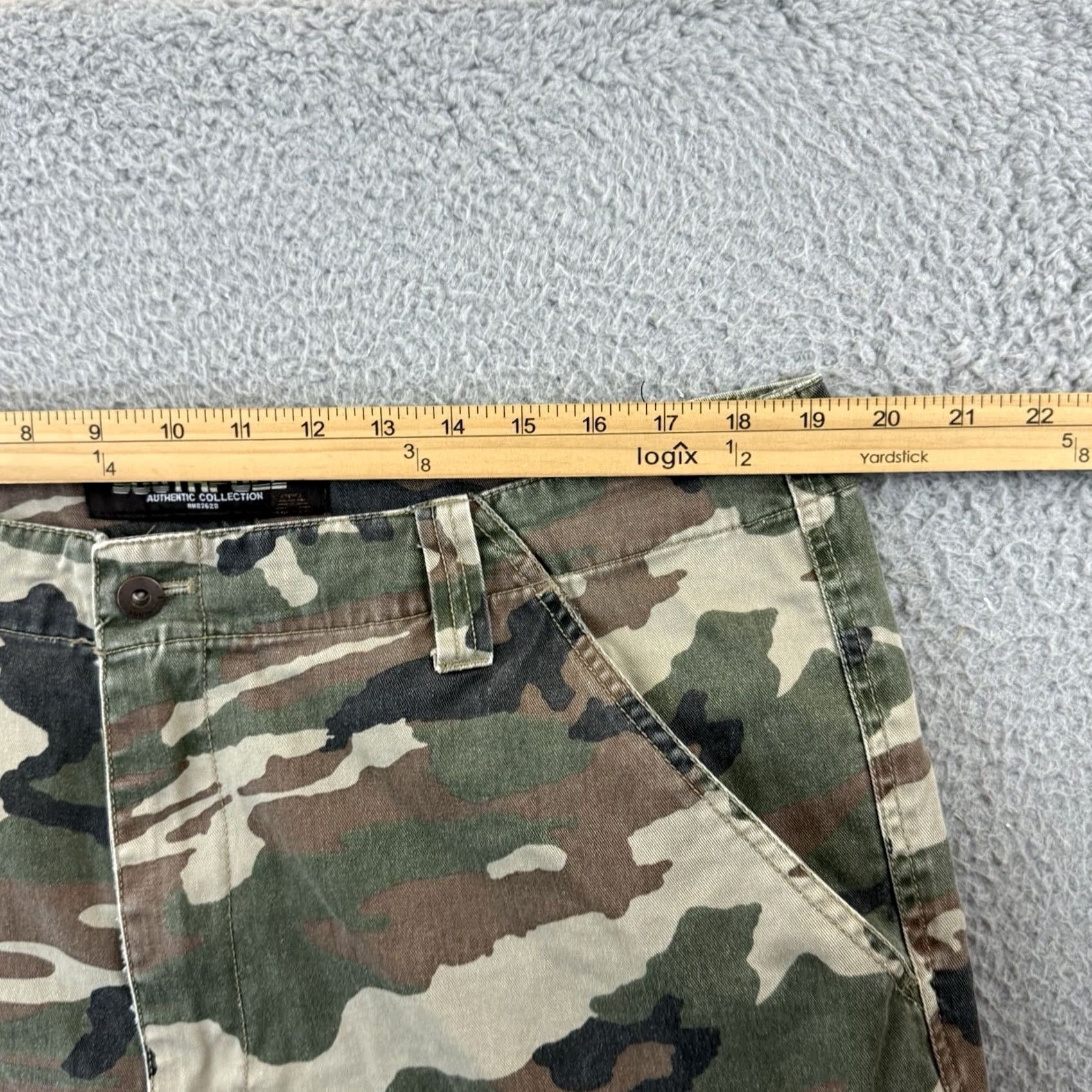 Southpole Vintage SouthPole Cargo Shorts Mens 38 Camo Baggy Fit Loose Y2K Hip Hop 11” Size US 38 / EU 54 - 7 Thumbnail