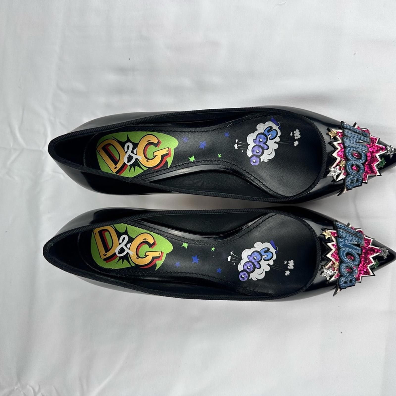 Dolce & Gabbana Comic Pop Art Appliqué Pointed Toe Pumps EU 37 New Size US 7 / IT 37 - 4 Thumbnail