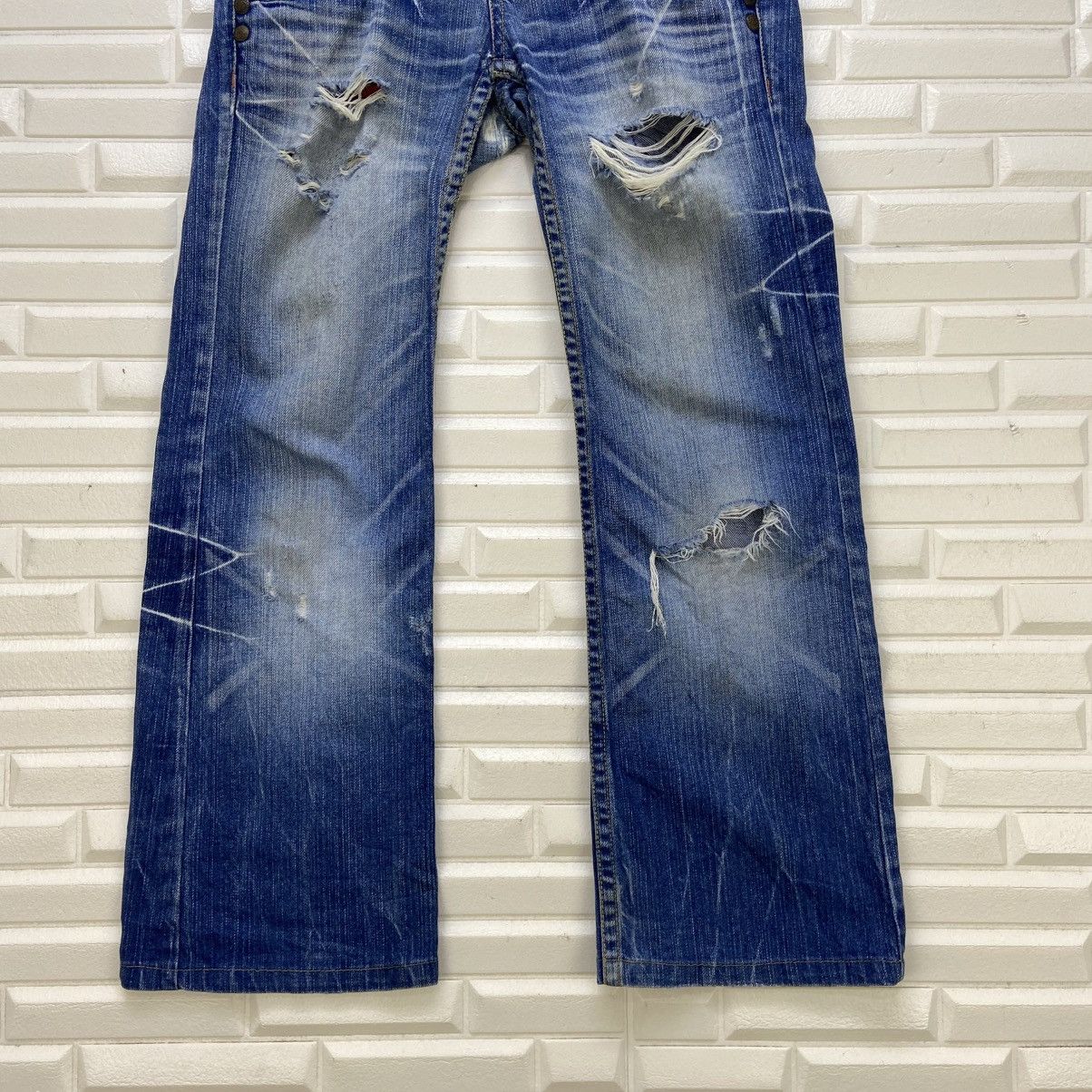 Japanese Brand Japanese Brand Gold Label Red Pepper Flare Jeans Size 29" - 5 Thumbnail