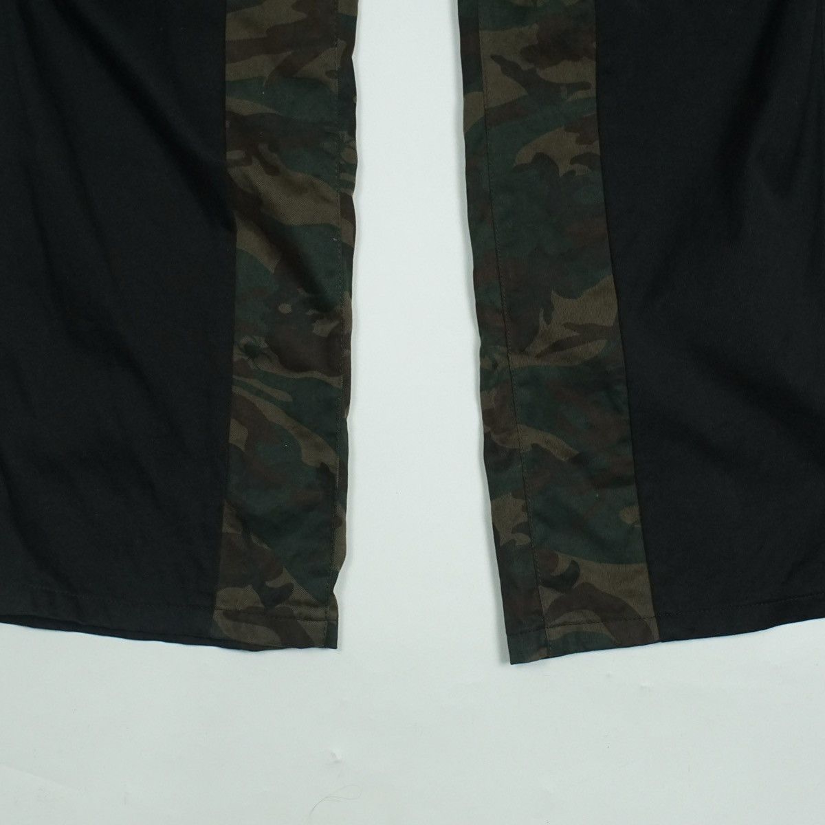 Beauty Beast *NoTariff Modern Lovers Hybrid Camo Multipocket Pants Size US 34 / EU 50 - 7 Thumbnail