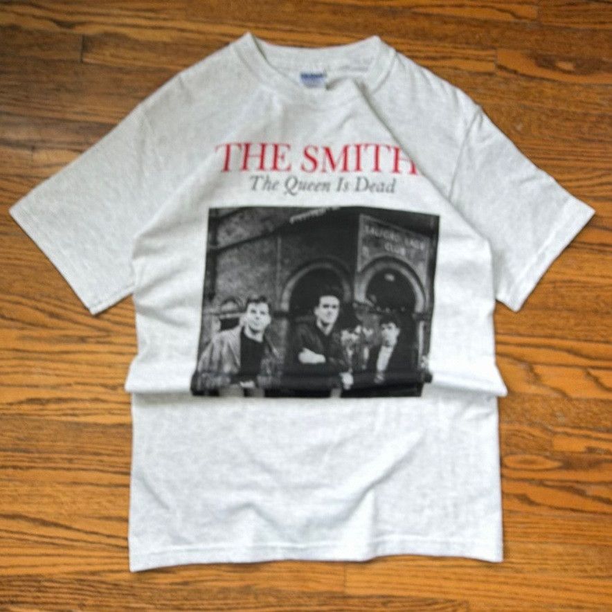 Japanese Brand The Smiths "The Queen Is Dead" Band Tee Gildan Size US M / EU 48-50 / 2 - 1 Thumbnail