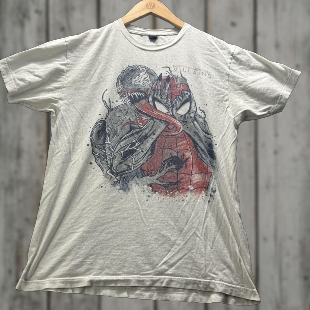 Tultex Tultex Mens L White Spider-Man Venom Graphic Tee Marvel Villains Crewneck Shirt Size US L / EU 52-54 / 3 - 1 Thumbnail