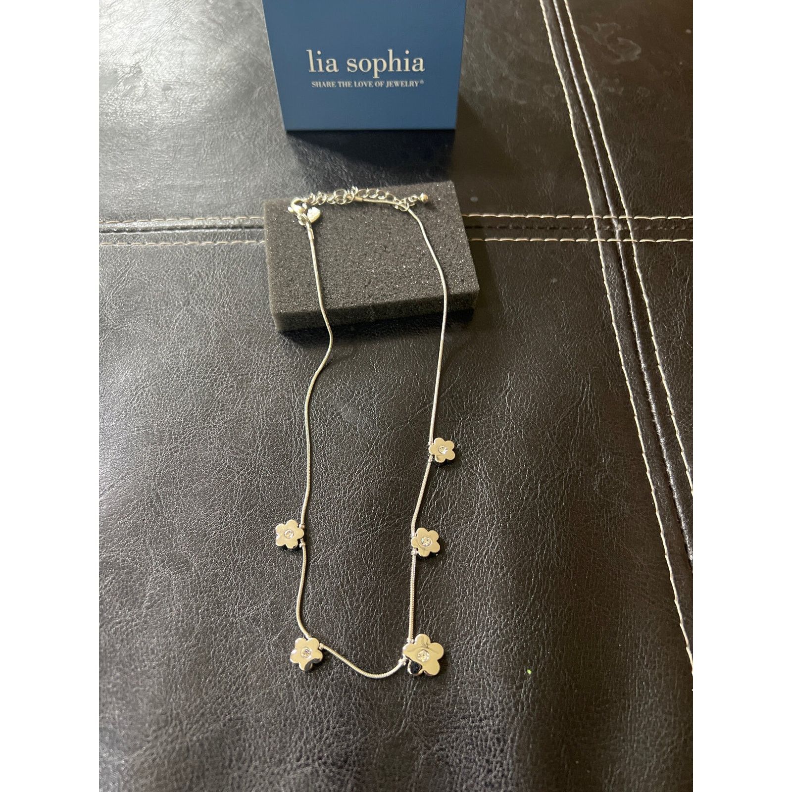 Other Lia Sophia - Wallflower Cut Crystal Necklace Size ONE SIZE - 1 Thumbnail
