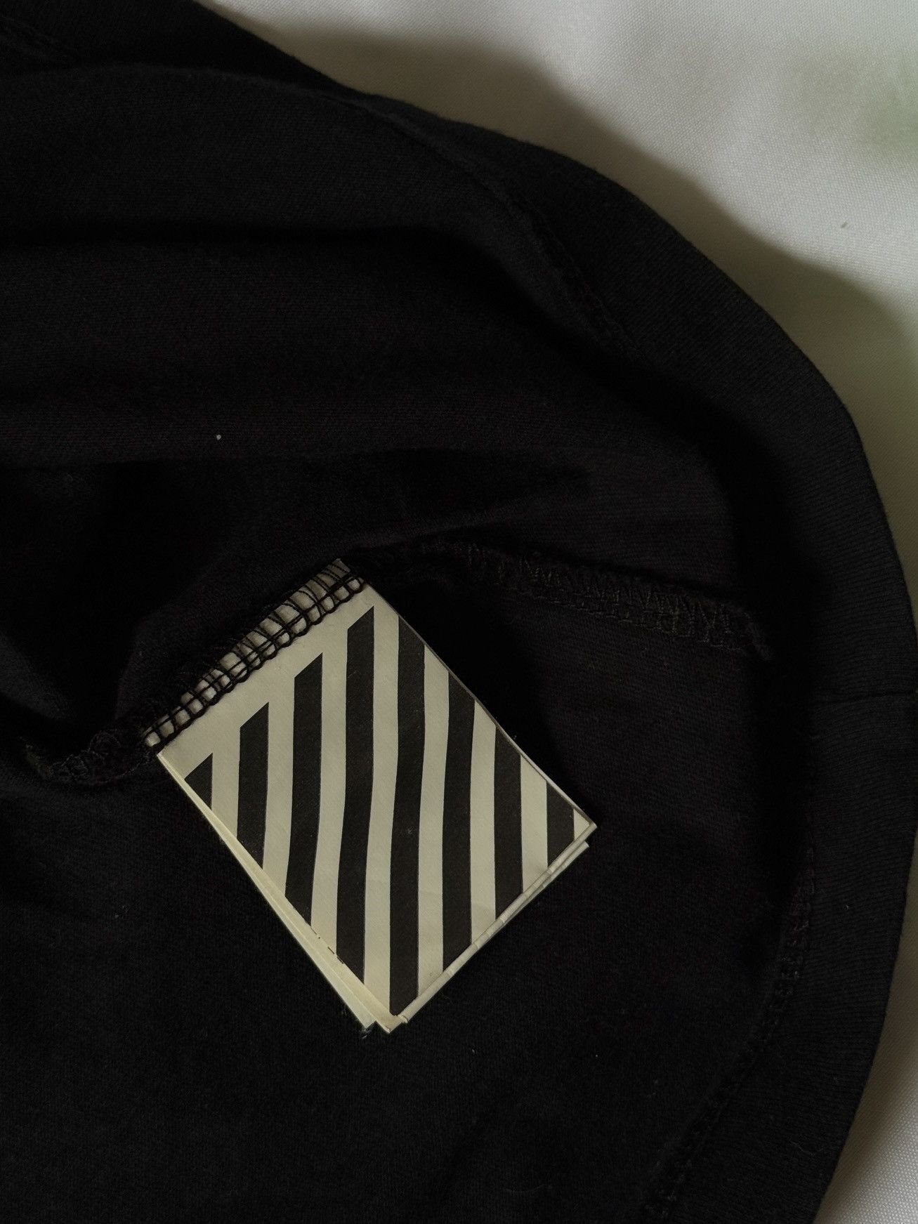 Off-White Authentic Off-White Tape Arrows T-shirt Black Size US XS / EU 42 / 0 - 8 Thumbnail