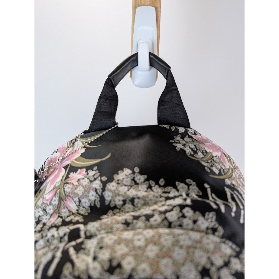 Amiri o1rshd1 Size: OS / Hibiscus Jacquard Backpack in Black Size ONE SIZE - 8 Thumbnail