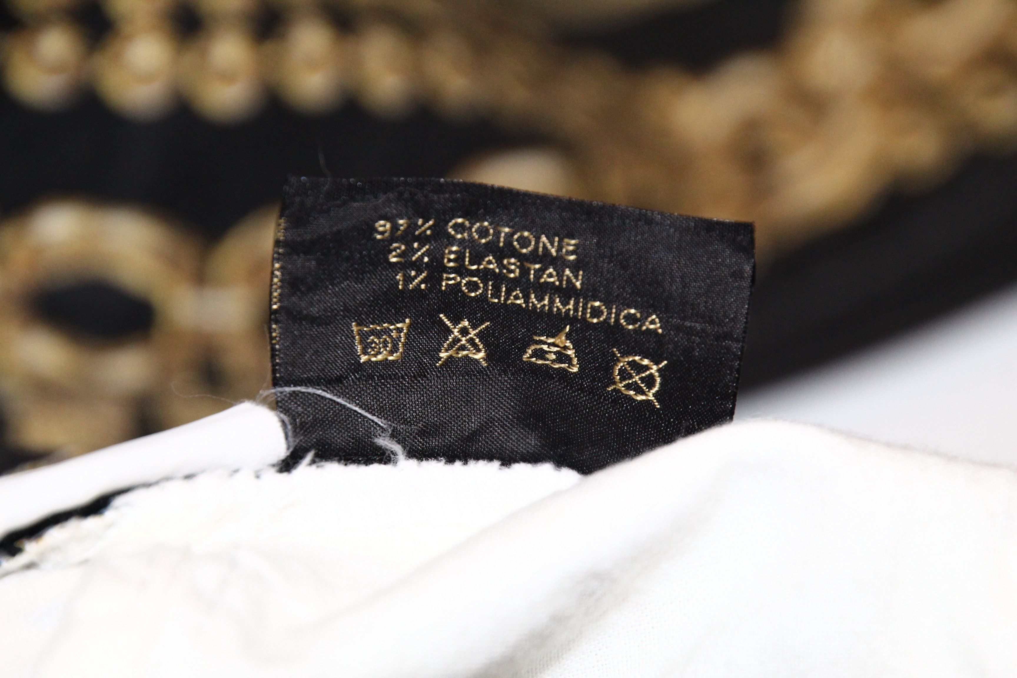 Roberto Cavalli Made in Italy. Roberto Cavalli Gold Chain Y2K Luxury Jeans Size US 28 / EU 44 - 11 Thumbnail