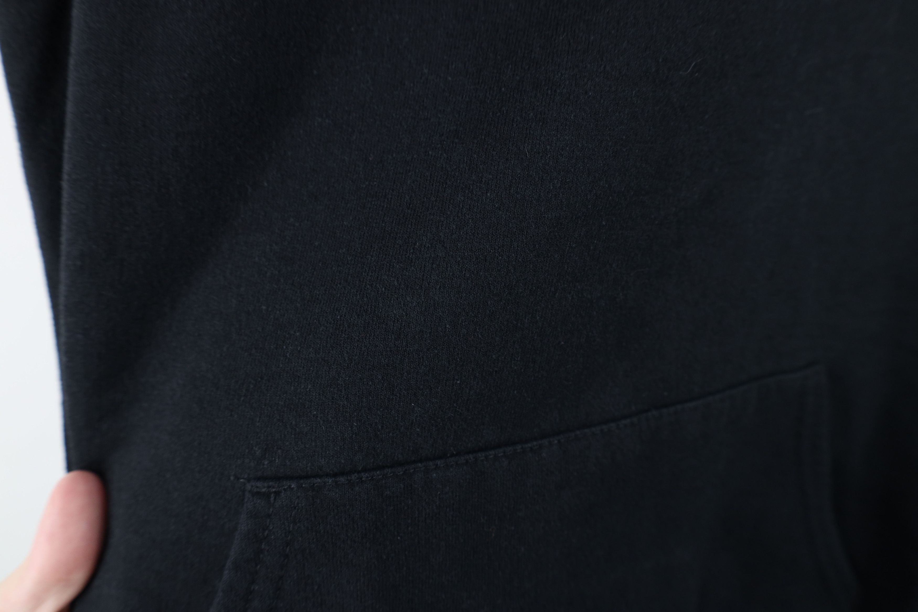 Champion Vintage 90s Champion Faded Blank Hoodie Sweatshirt Black Size US L / EU 52-54 / 3 - 9 Thumbnail