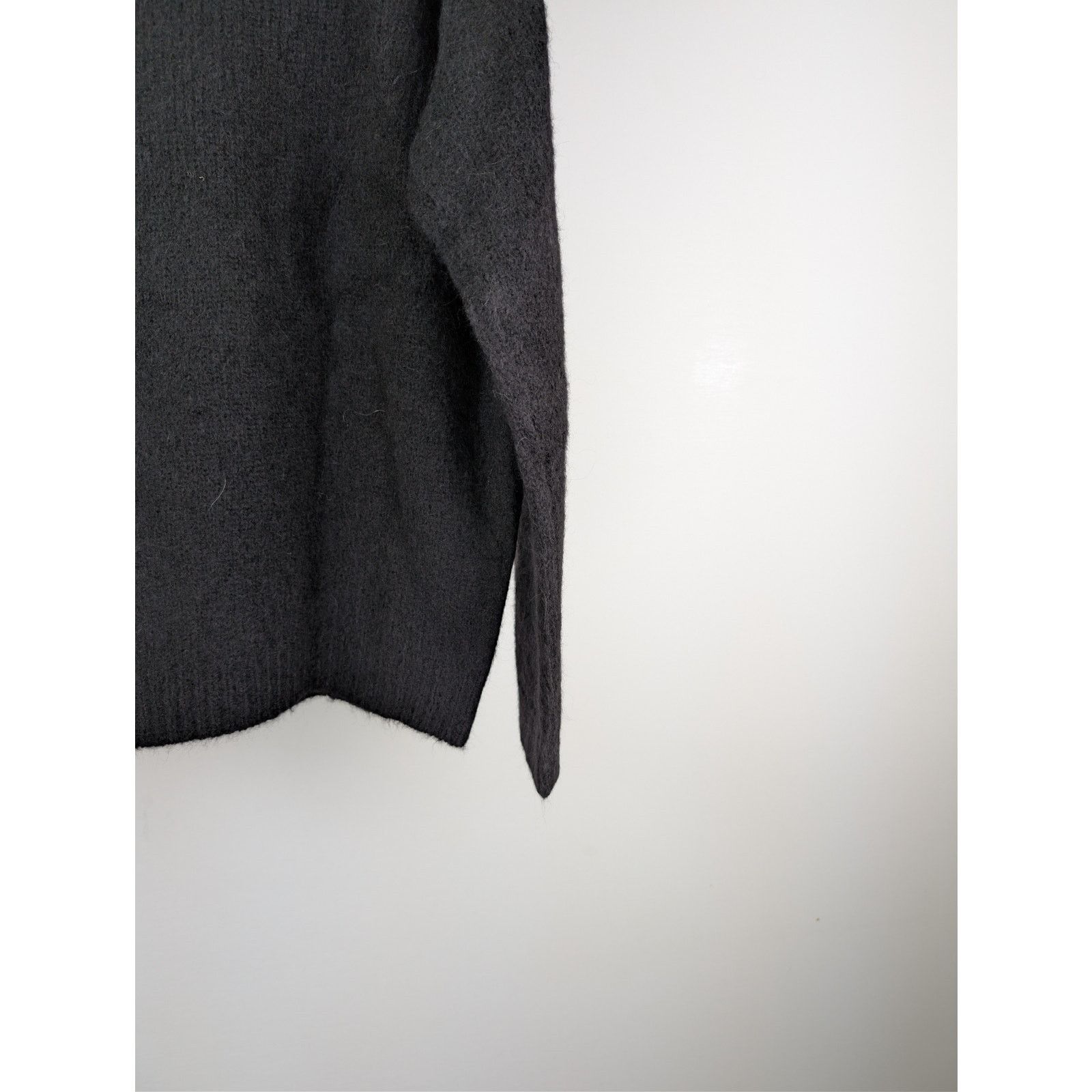 A.P.C. o1rshd1 Pull Tyler Crewneck Sweatshirt in Noir Size US M / EU 48-50 / 2 - 13 Thumbnail