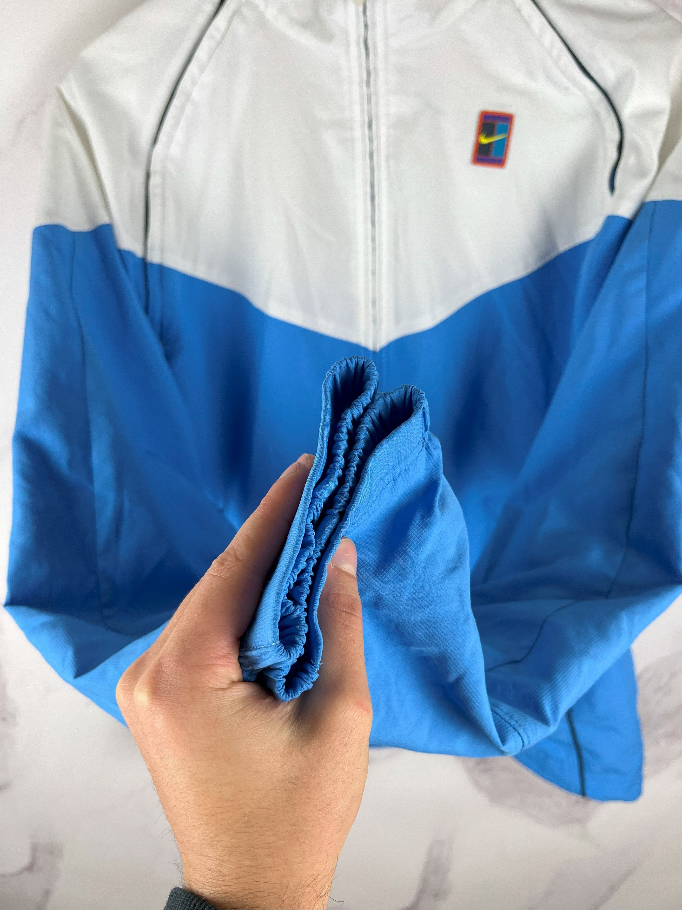 Nike Vintage Nike Zip Up Windbreaker Embroidered Logo Size M Size US M / EU 48-50 / 2 - 4 Thumbnail