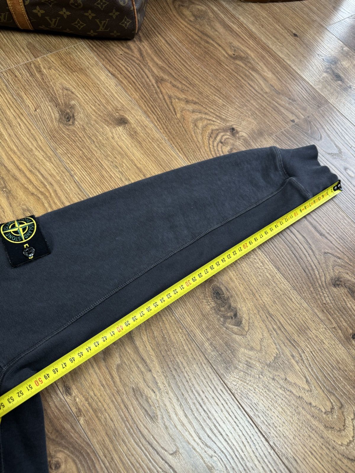 Stone Island Crewneck Stone Island original casual streetwear item Size US M / EU 48-50 / 2 - 7 Thumbnail