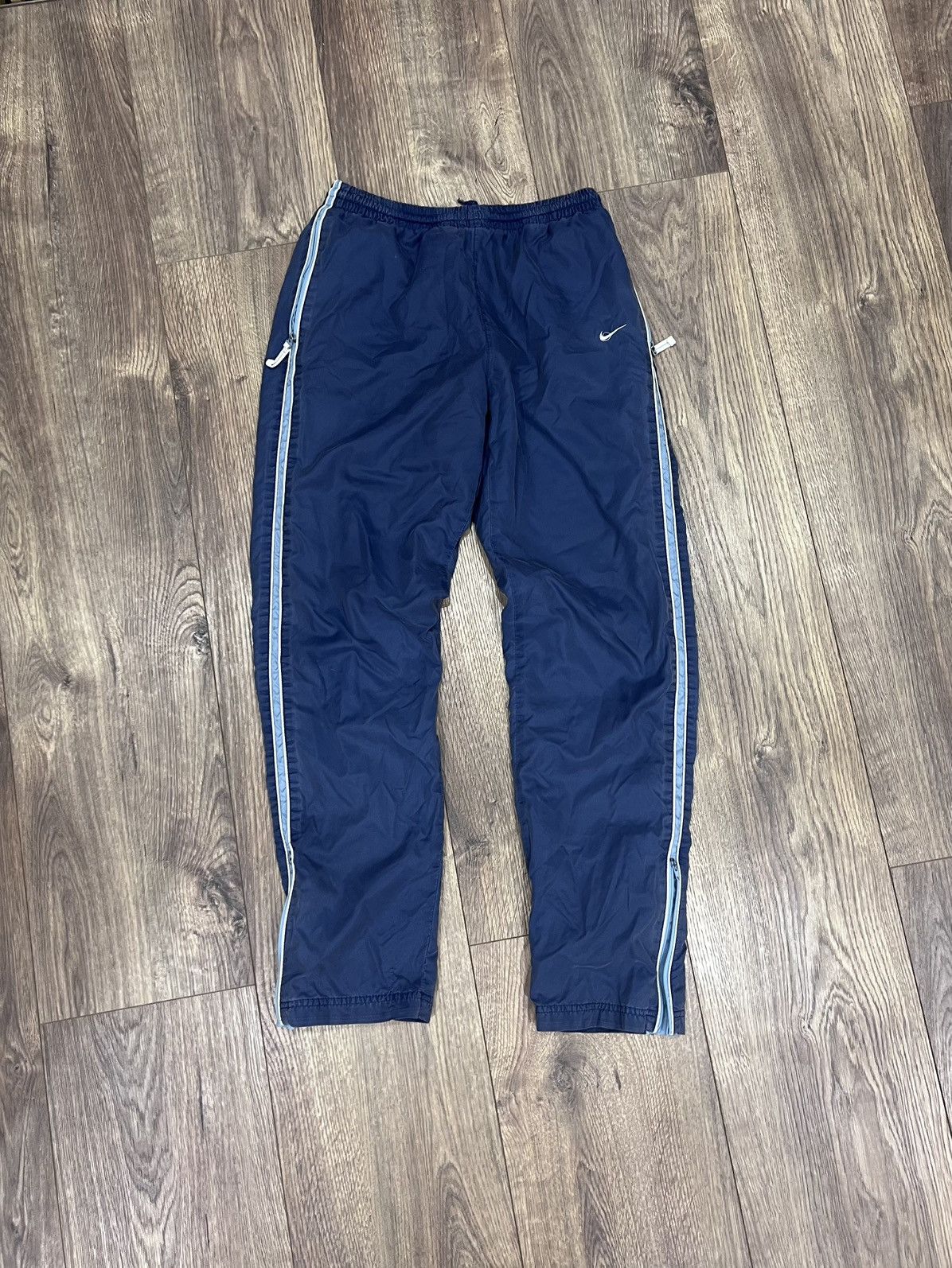 Nike VERY RARE Vintage nike nylon track pants S Size US 30 / EU 46 - 1 Thumbnail