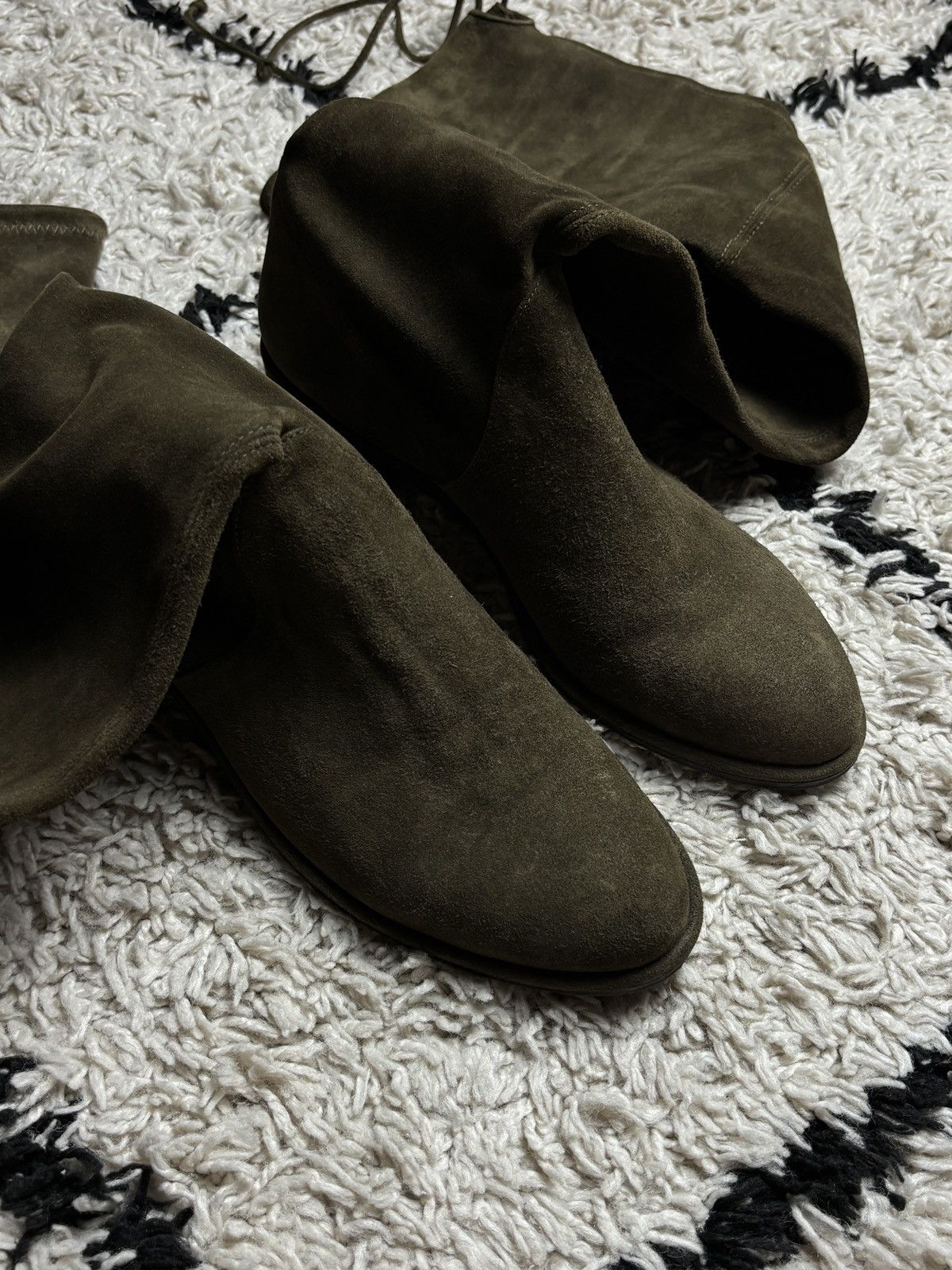 Stuart Weitzman Stuart Weitzman Lowland Suede Designer Dark Green Boots Size US 9 / IT 39 - 7 Thumbnail