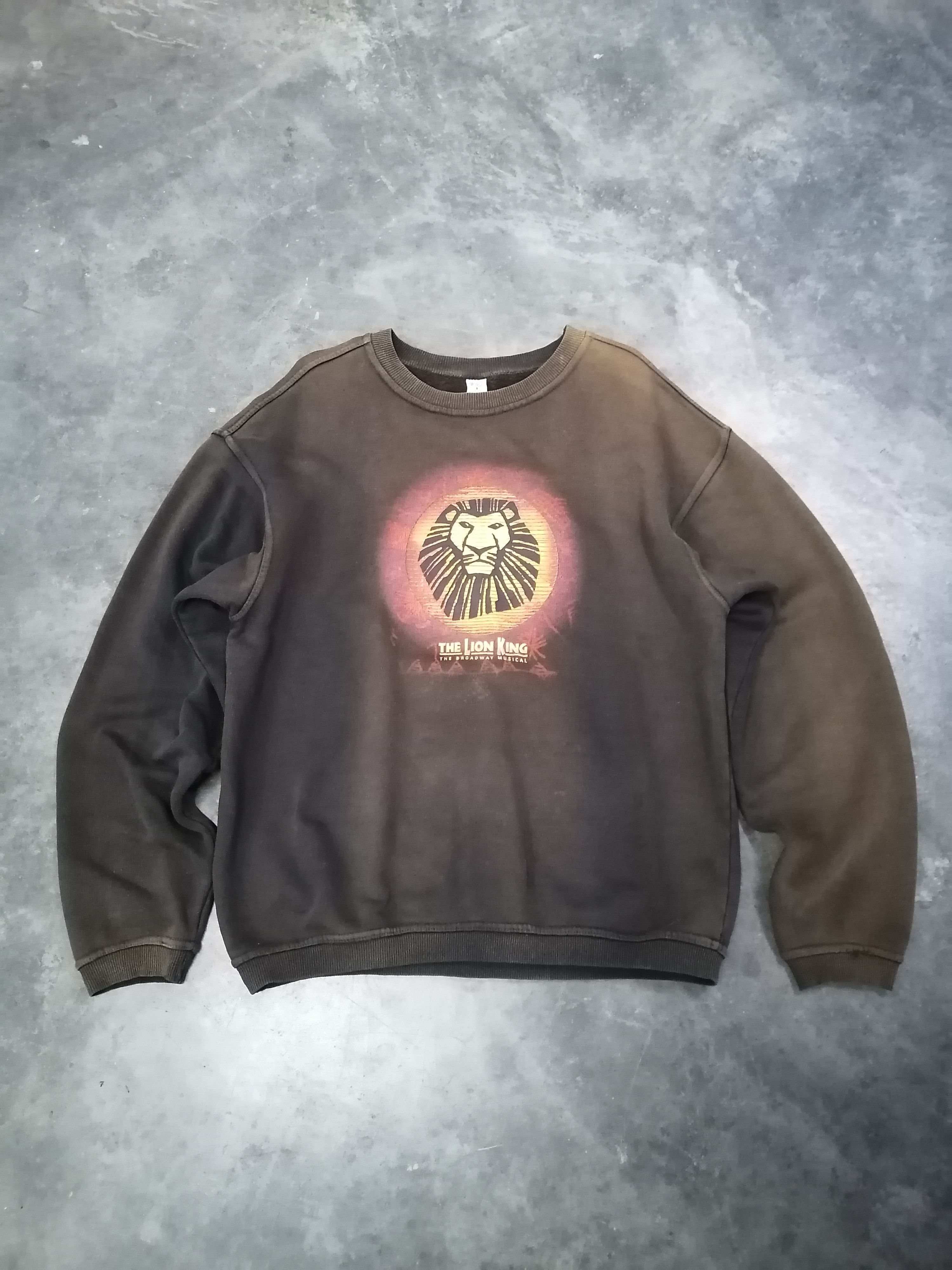Disney Trashed Faded Vintage The Lion King Sweatshirts Size US S / EU 44-46 / 1 - 1 Thumbnail