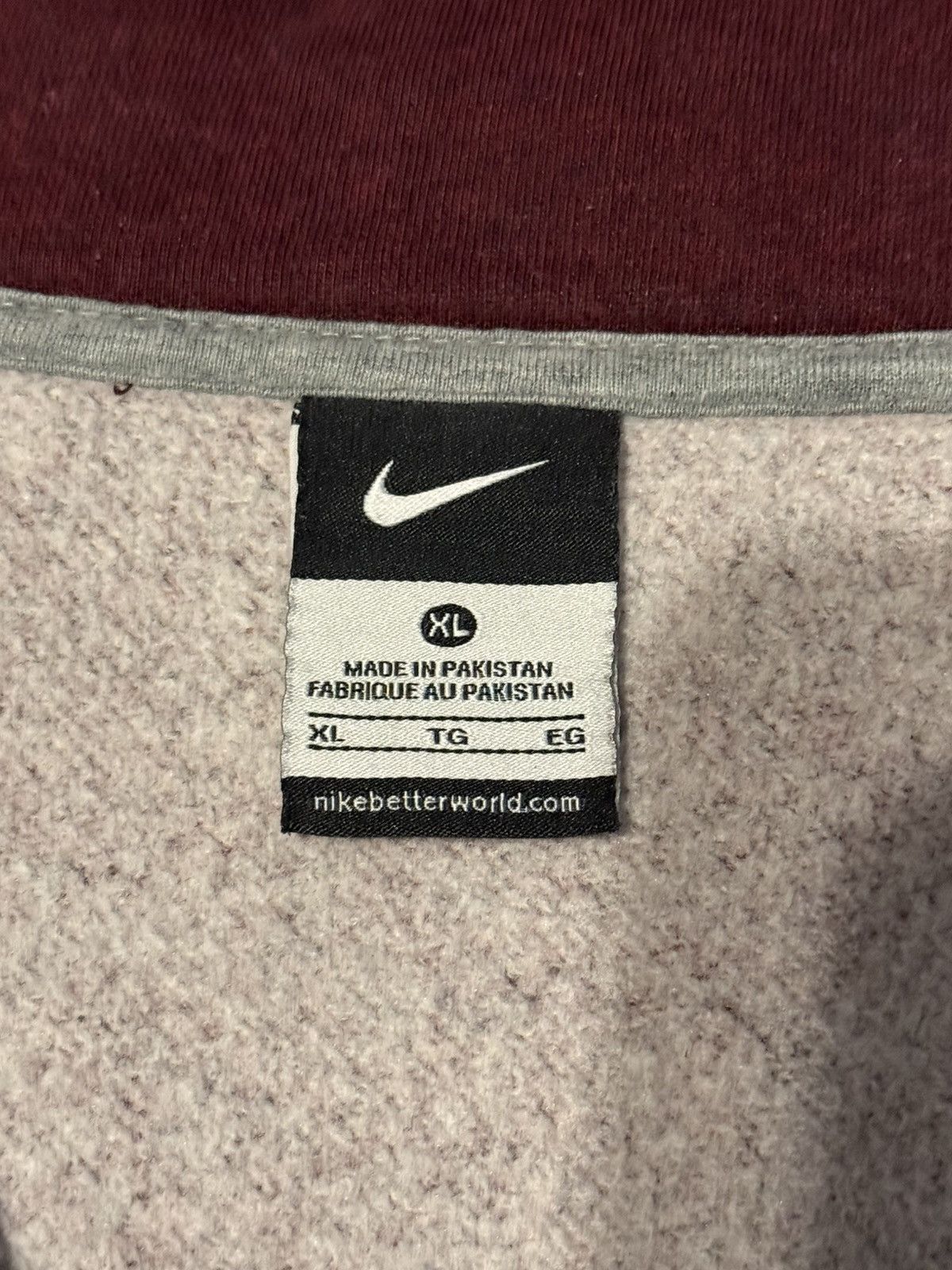 Nike Nike Small Logo Full Zip Up Sweatshirt Burgundy Red XLarge Size US XL / EU 56 / 4 - 7 Thumbnail