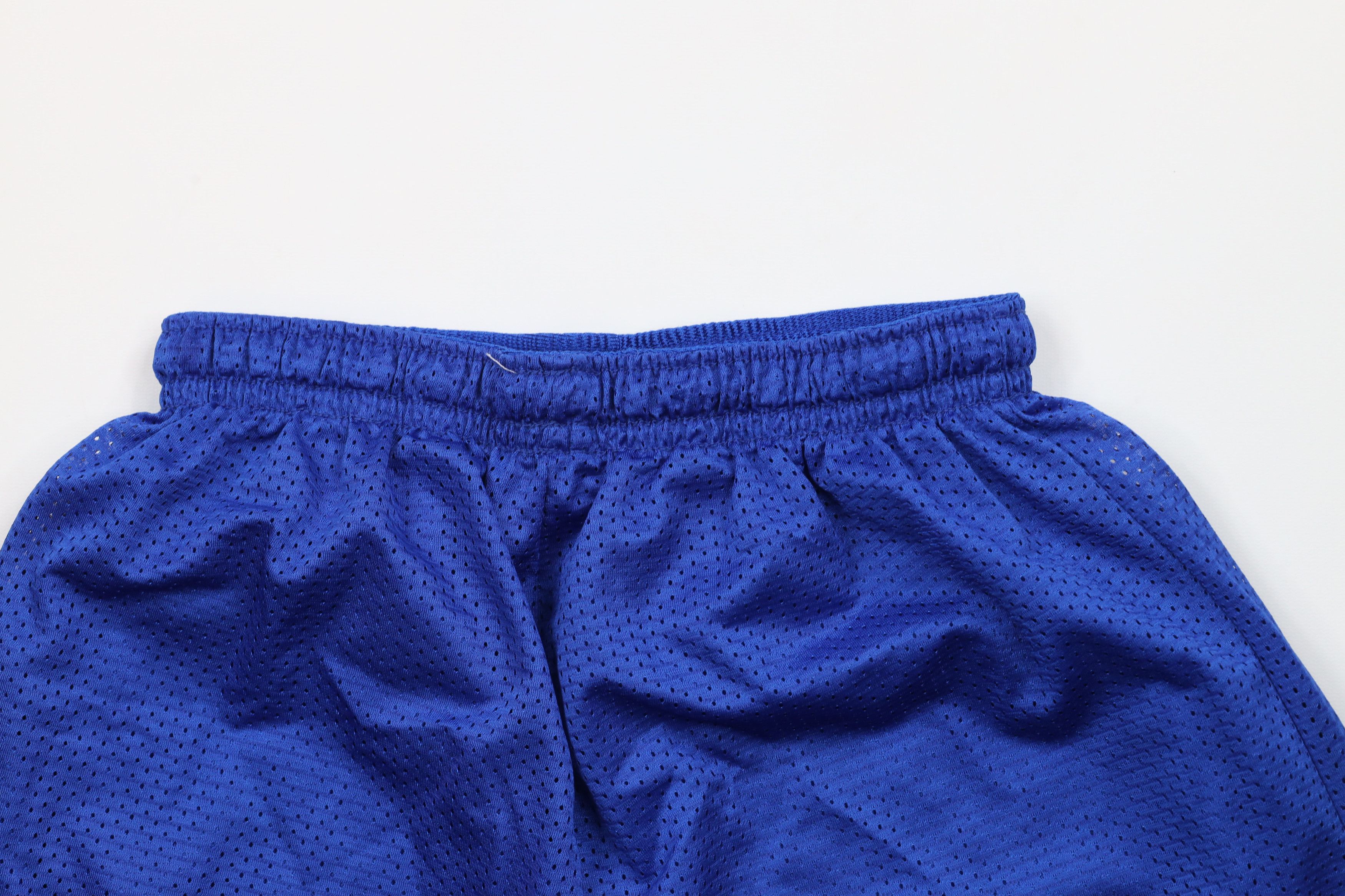 Champion × Vintage Vintage 90s Champion Reversible Basketball Shorts Royal Blue Size US 30 / EU 46 - 14 Thumbnail