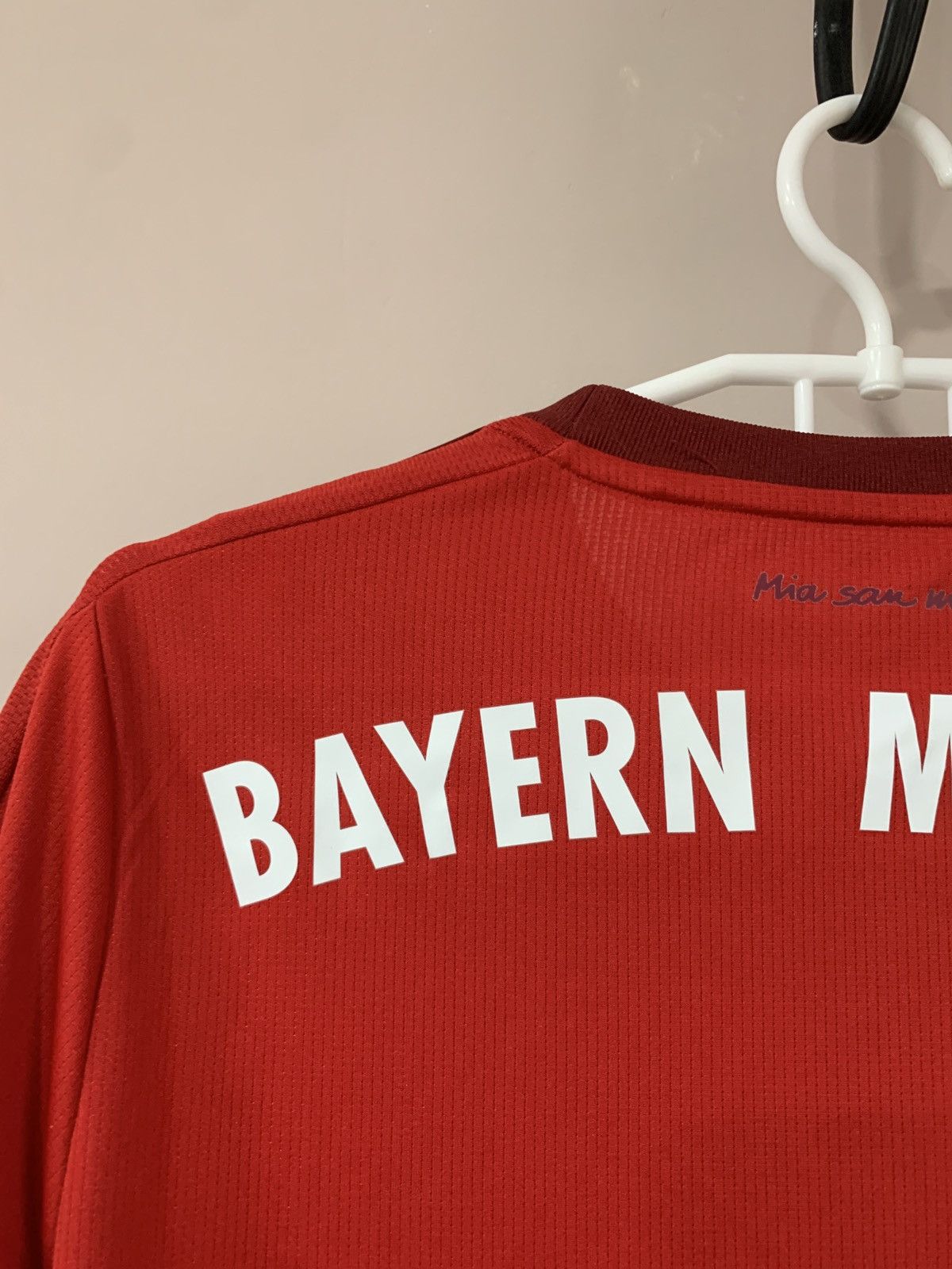 Adidas Bayern Munich 2015 home Football Shirt Adidas Soccer Jersey Size US XS / EU 42 / 0 - 5 Thumbnail