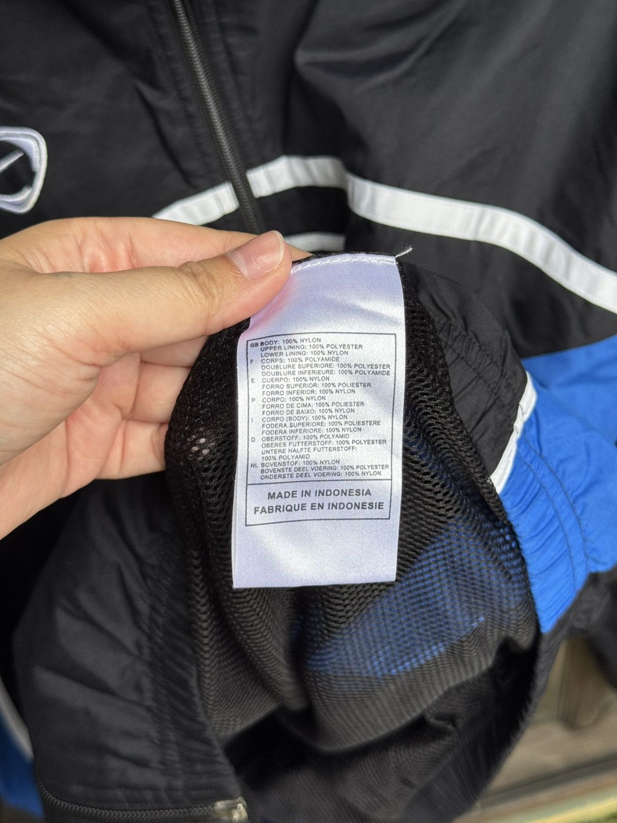 Nike Vintage Nike Total 90 00's Track Full-Zip Jacket Size US M / EU 48-50 / 2 - 7 Thumbnail