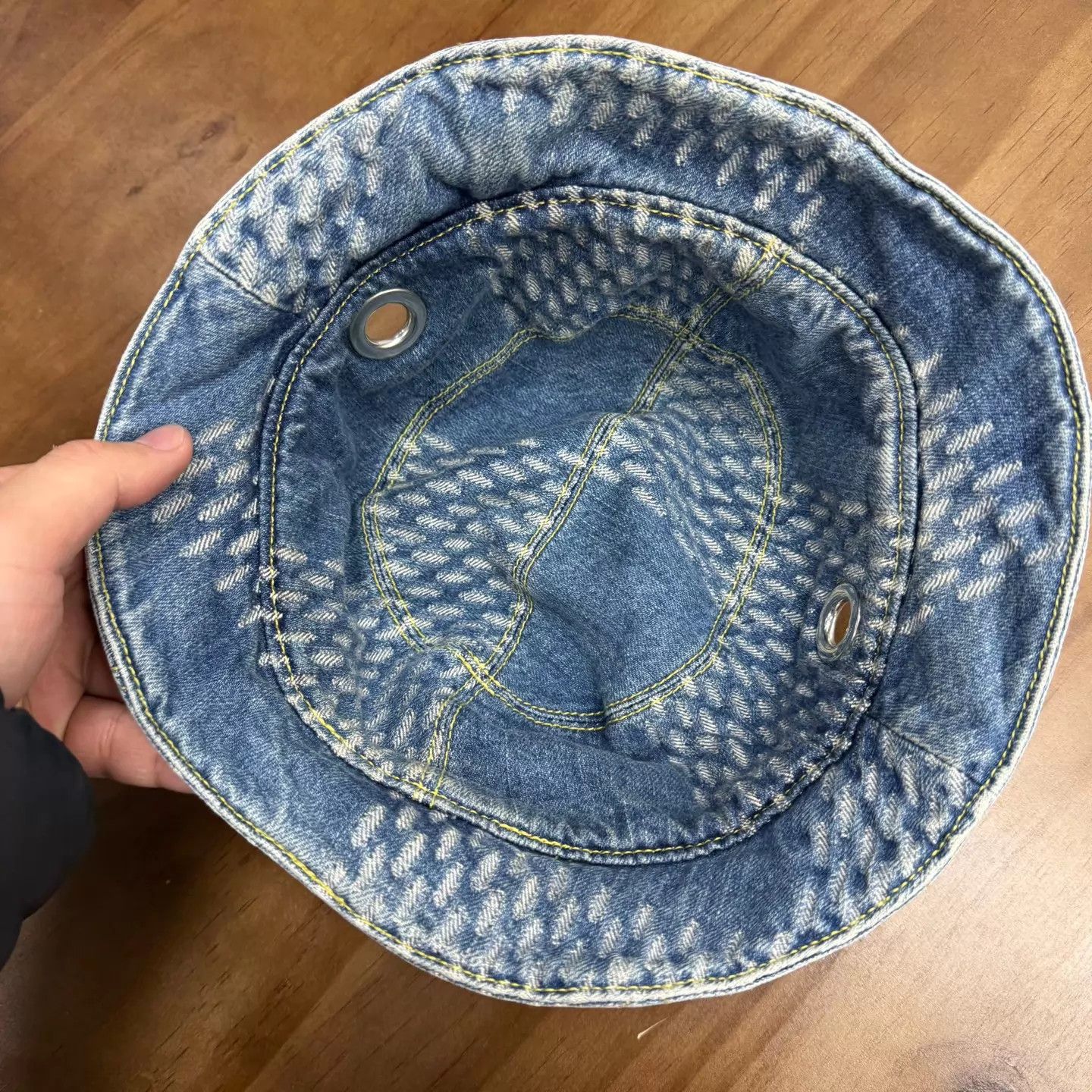 Louis Vuitton LV Reversible Monogram Bucket Hat 56-58 Near Mint Size ONE SIZE - 5 Thumbnail