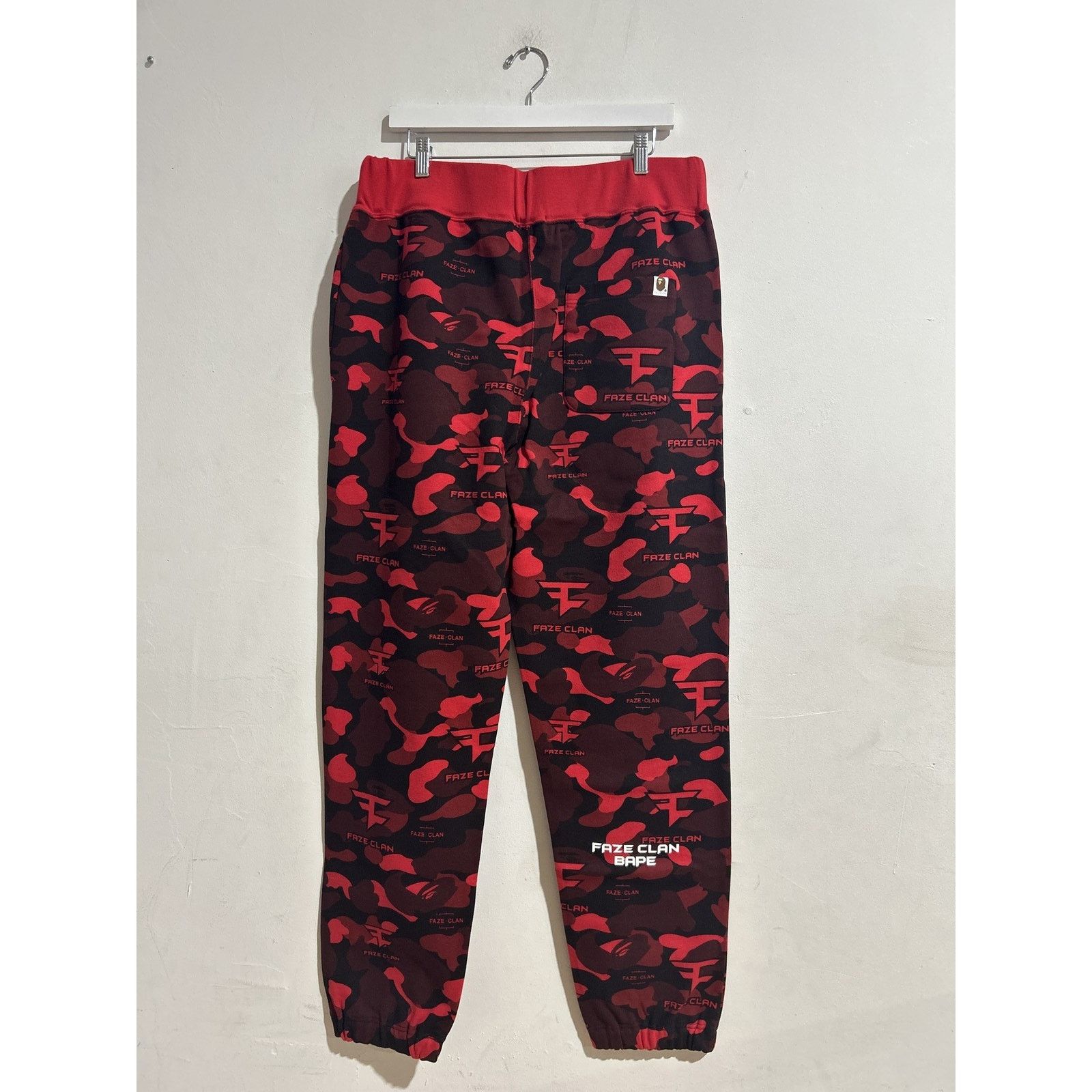 Bape BAPE FAZE CLAN RED ABC CAMO JOGGER SIZE XL NEW Size US 34 / EU 50 - 3 Thumbnail
