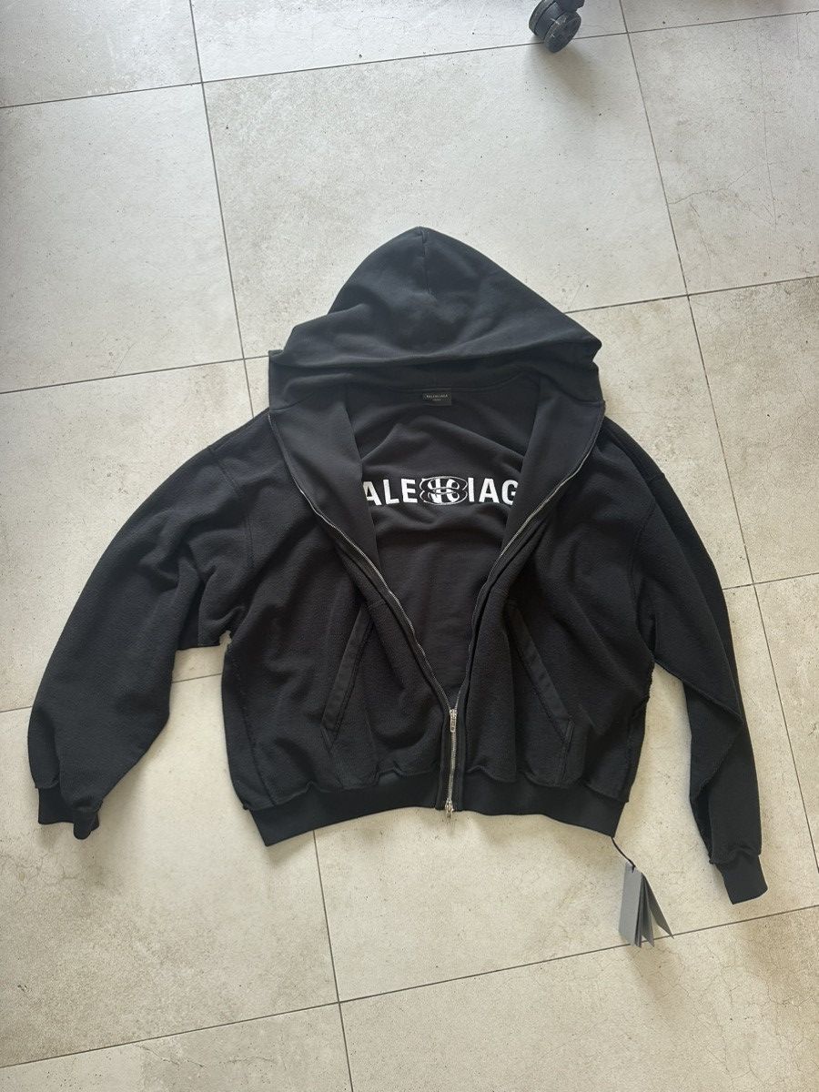 Balenciaga o1mt1gz0924 Oversized Bomber Hoodie in Black | Grailed