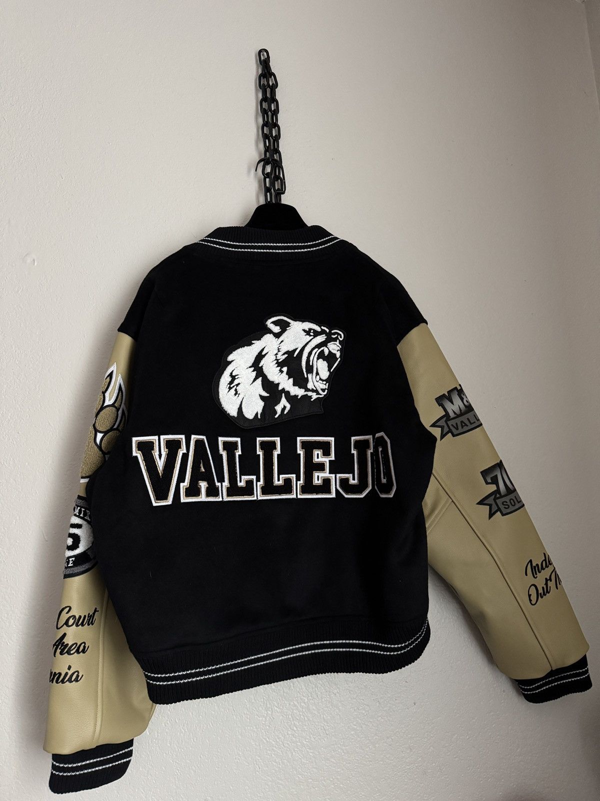 Haven Court Haven Court Vallejo Varsity Jacket size L Size US L / EU 52-54 / 3 - 2 Thumbnail