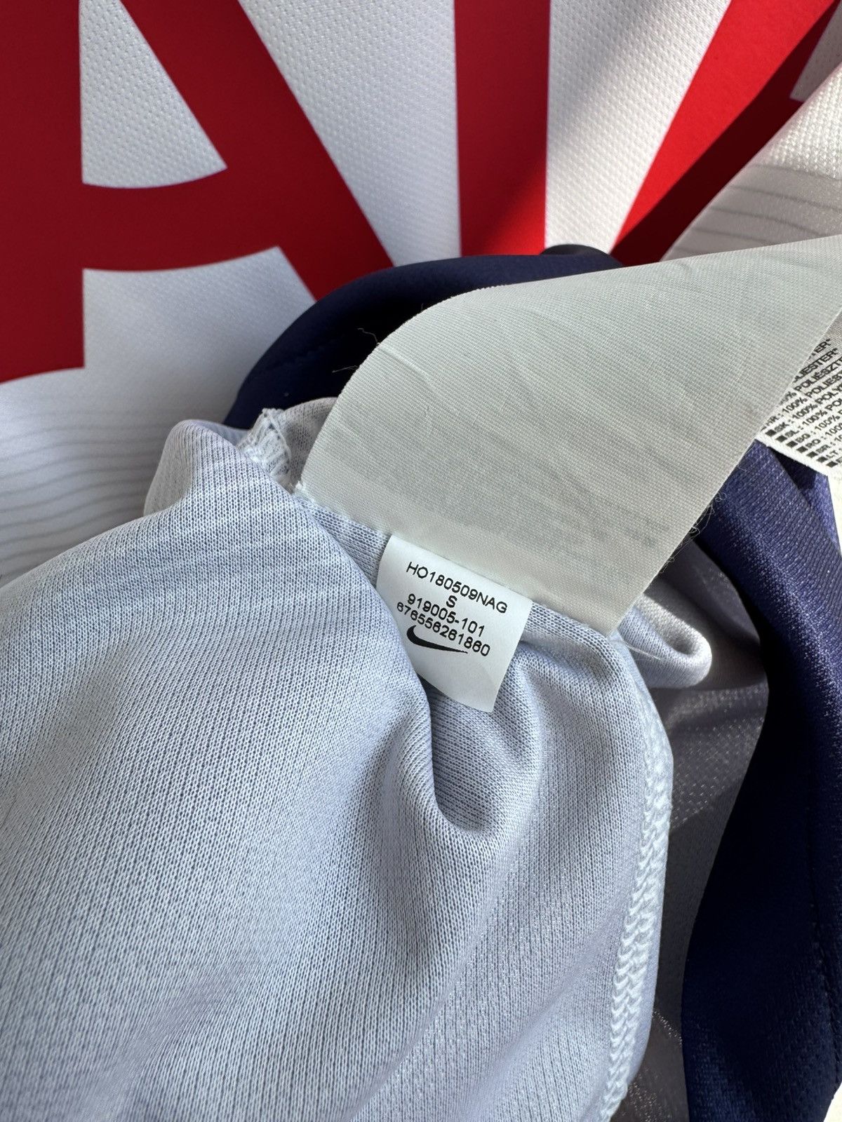 Nike TOTTENHAM 2018 2019 LUCAS #27 SOCCER JERSEY FOOTBALL SHIRT Size US L / EU 52-54 / 3 - 12 Thumbnail