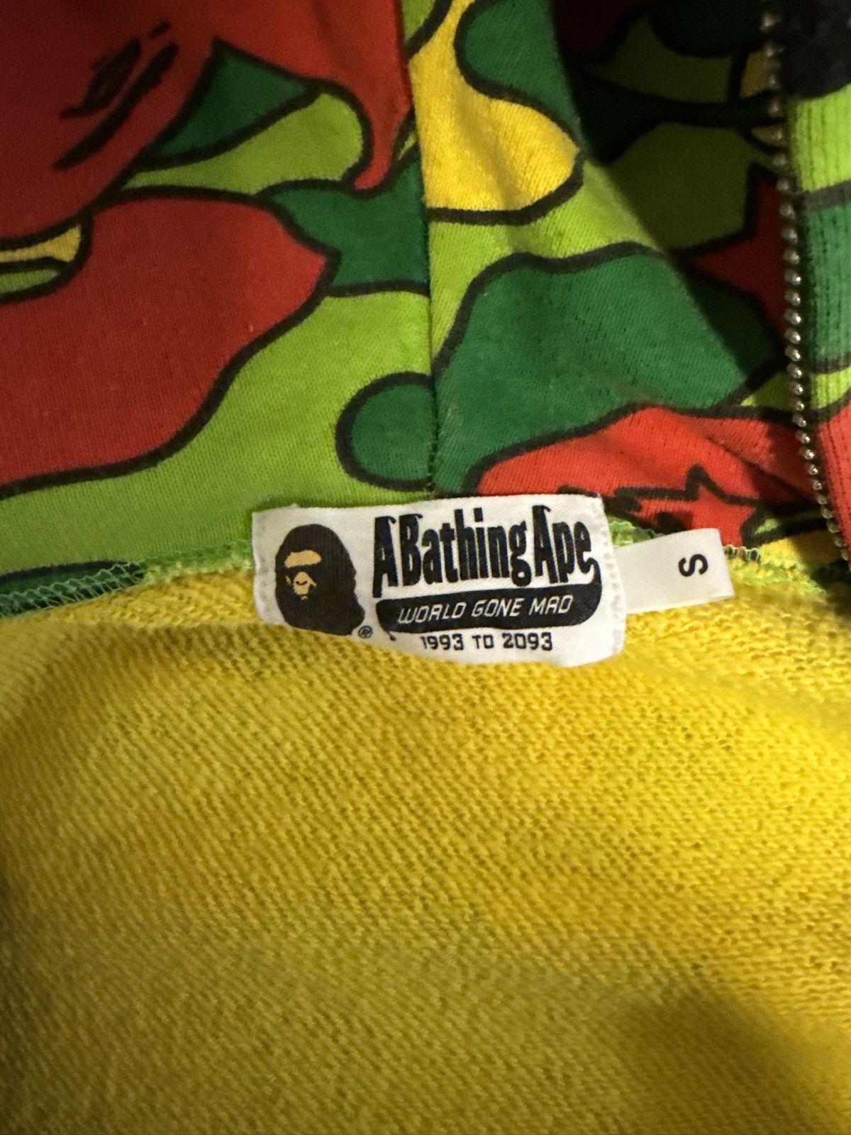 Bape Rare Bape shark zip up Size US S / EU 44-46 / 1 - 5 Thumbnail