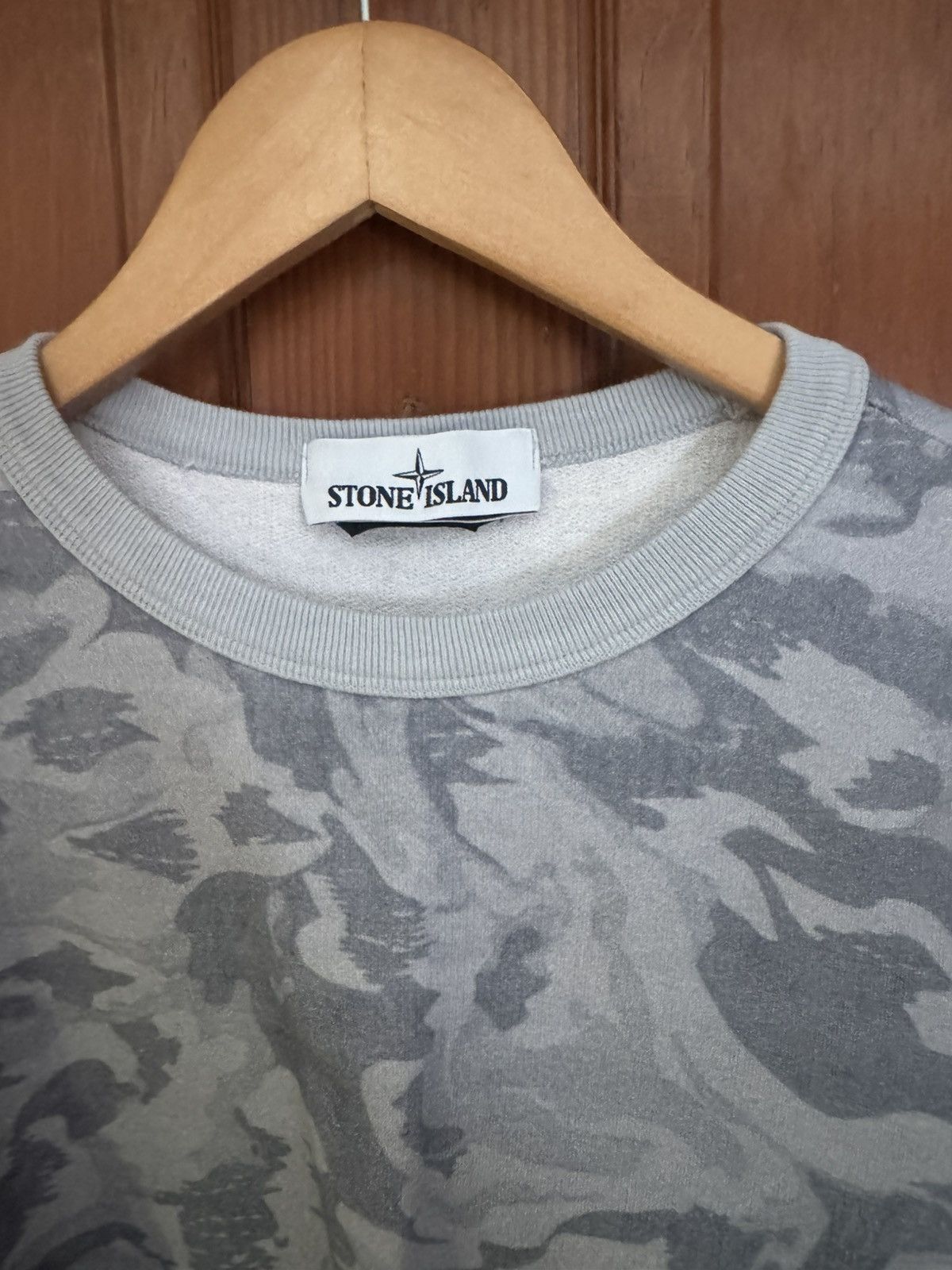 Stone Island Grey camo Stone Island crew neck Size US S / EU 44-46 / 1 - 2 Thumbnail