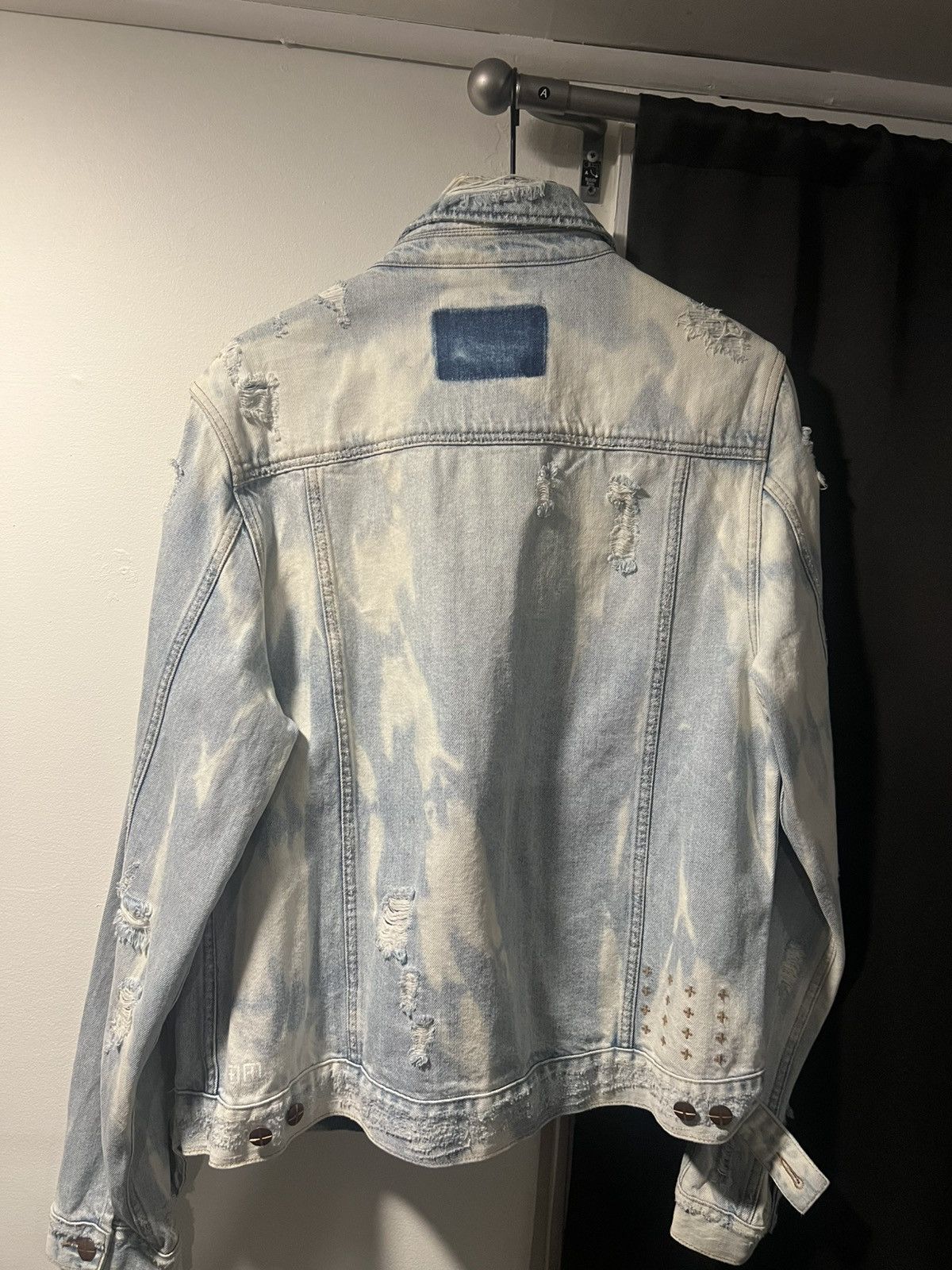 Ksubi Ksubi Distressed Denim Jacket Lightwash XL with Pin Size US XL / EU 56 / 4 - 2 Thumbnail
