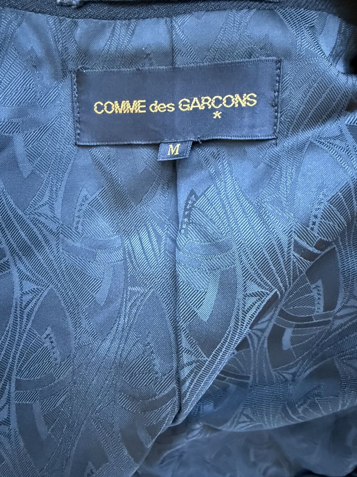 Comme des Garcons Comme Des Garçons AW1992 black wool back tuck 3 button coat Size M / US 6-8 / IT 42-44 - 3 Thumbnail