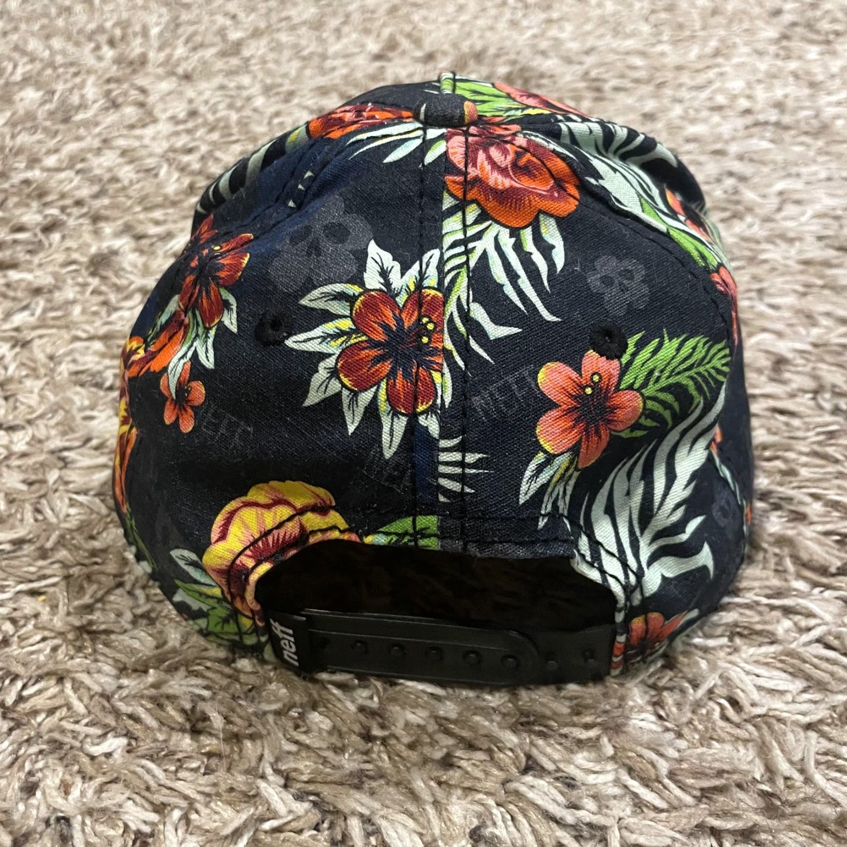 Paradise Neff Paradise Hat Flat Bill Snapback Black Floral Hawaiian Tropical Skate Men One Size Adjustable Cotton Floral Pattern Beach 90s? Size ONE SIZE - 6 Thumbnail