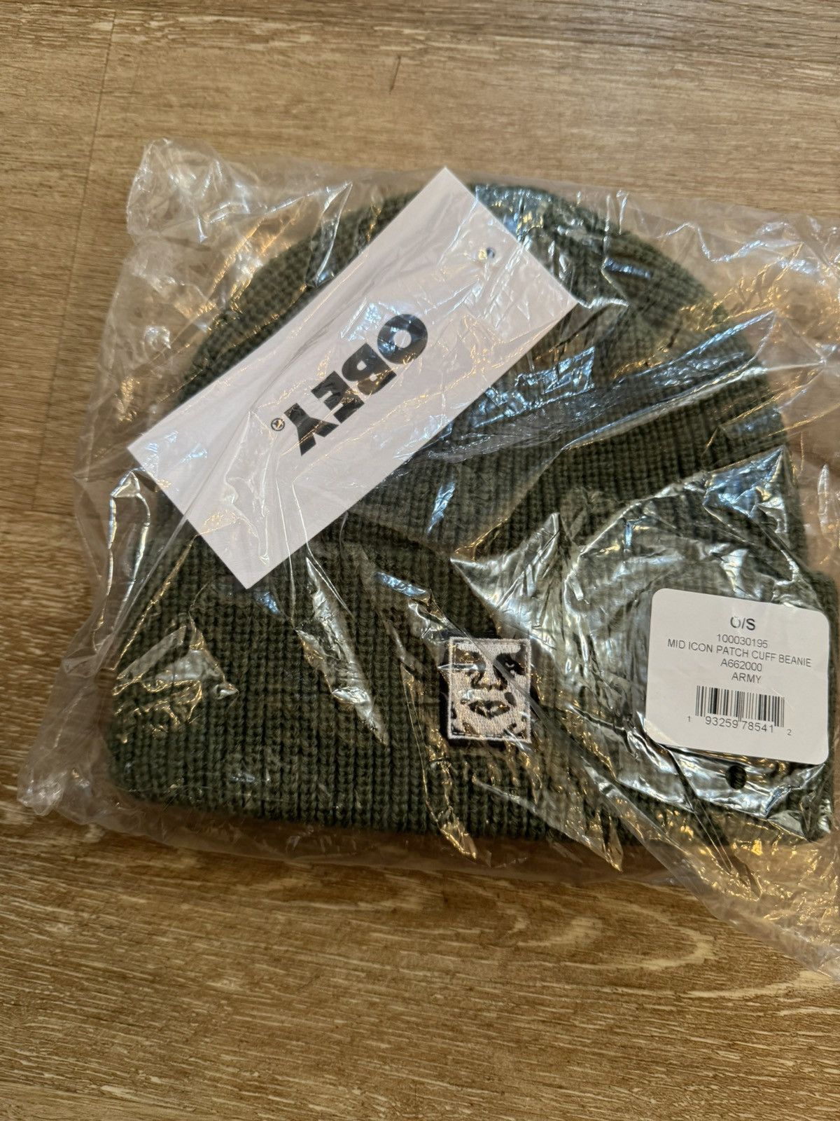 Obey × Shepard Fairey OBEY POSSE RIB KNIT ANDRE PATCH BEANIE OLIVE GREEN Size ONE SIZE - 4 Thumbnail