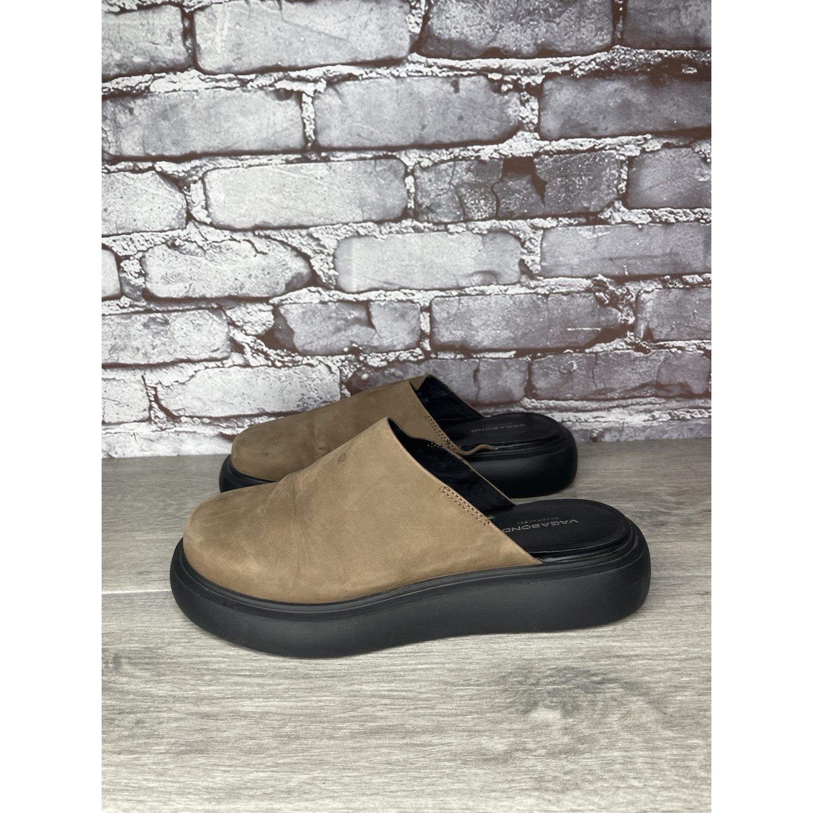Vagabond Vagabond Blenda Brown Nubuck Leather Slide Platform Sandals Size US 7.5 / IT 37.5 - 20 Thumbnail
