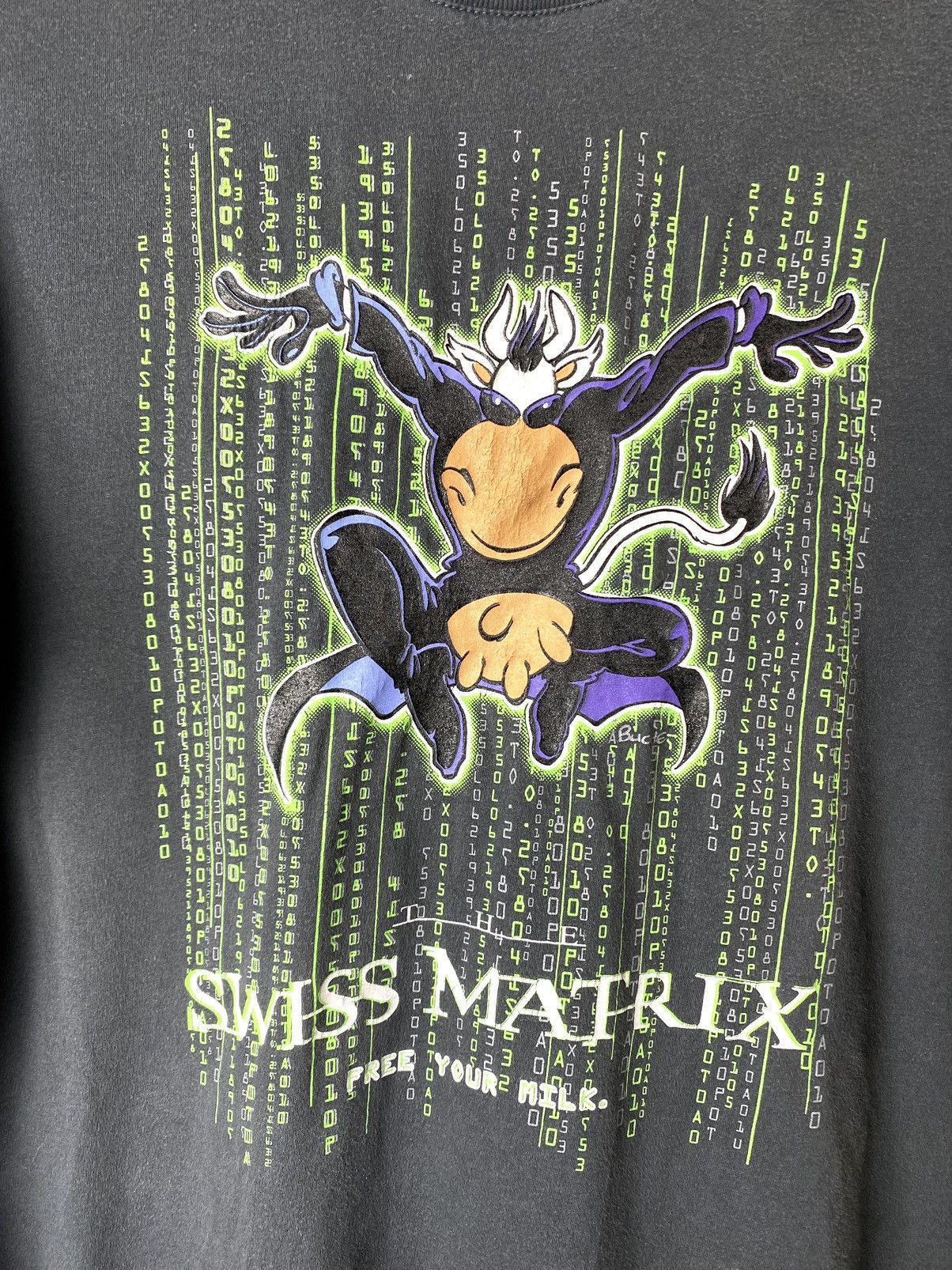 Vintage 00’s Vintage Matrix Cow Funny T Shirt Art Humor Y2K Hype Size US M / EU 48-50 / 2 - 2 Thumbnail