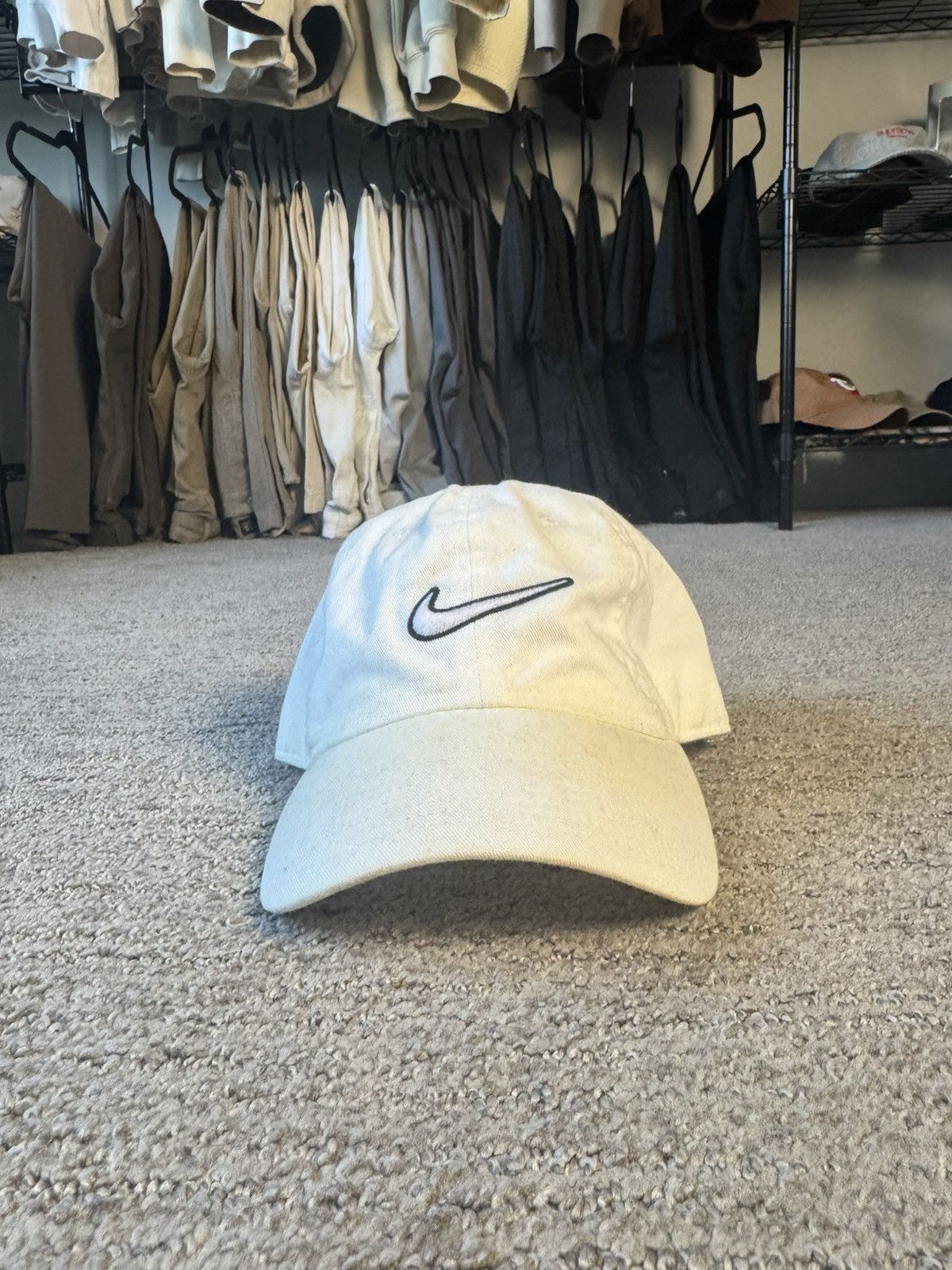 Nike Nike Outline Swoosh Hat Size ONE SIZE - 1 Thumbnail